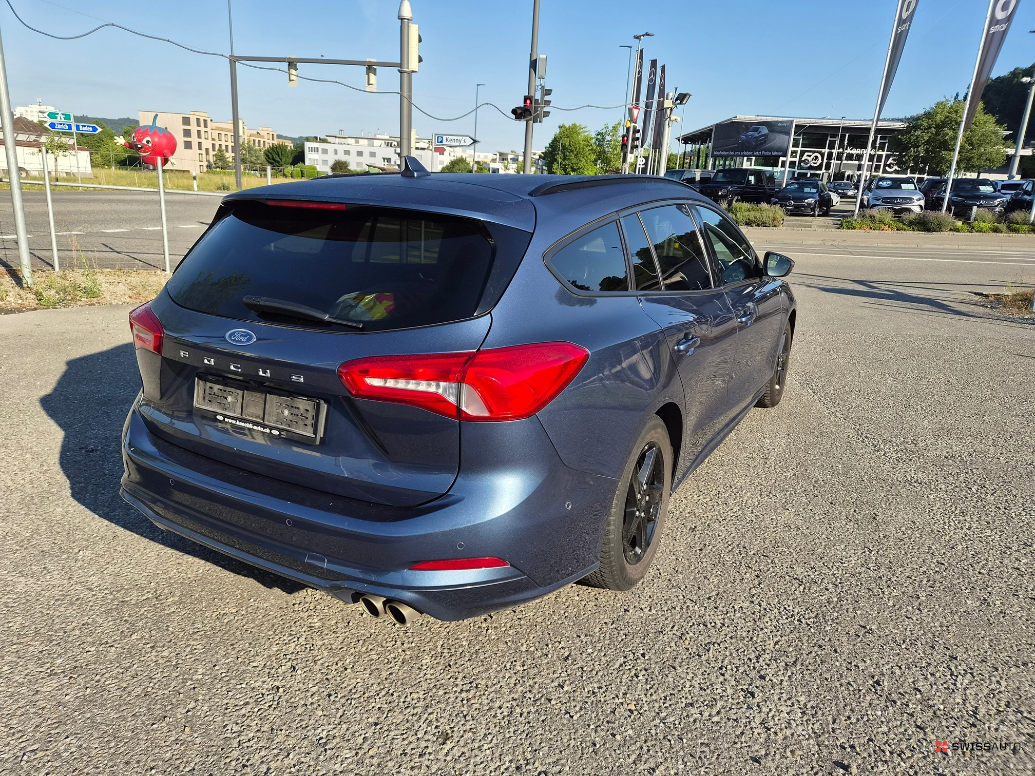 Auction Image