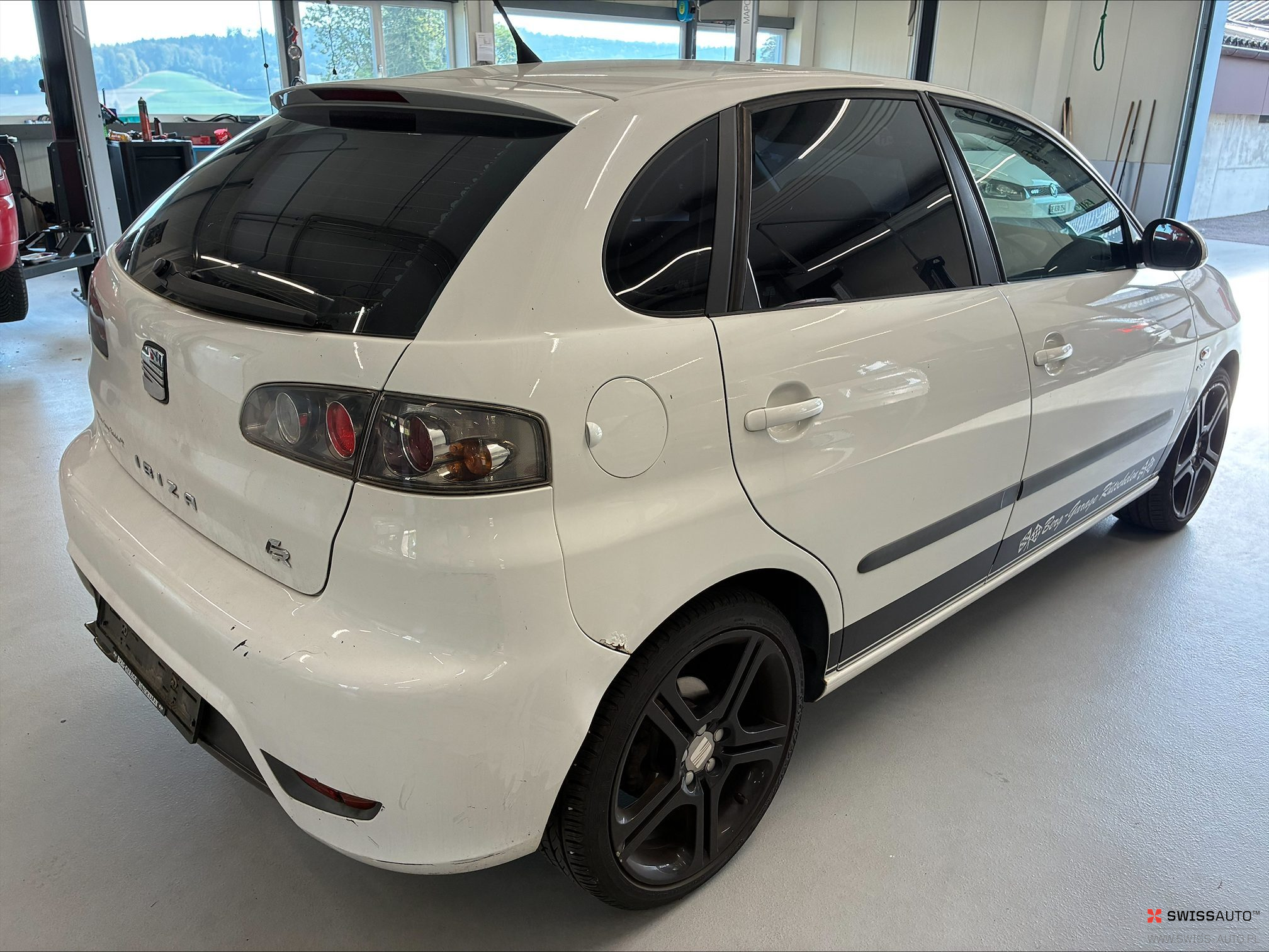 Auction Image