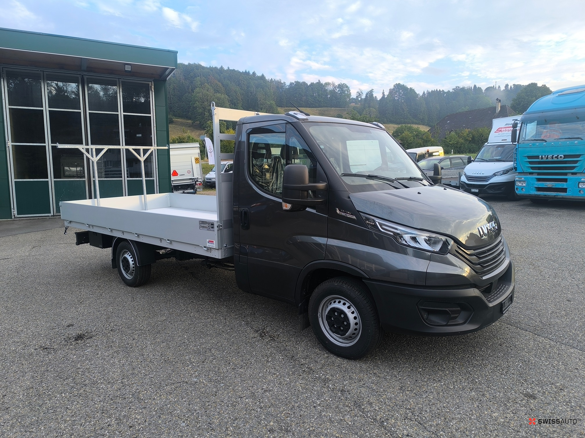 Auction Image
