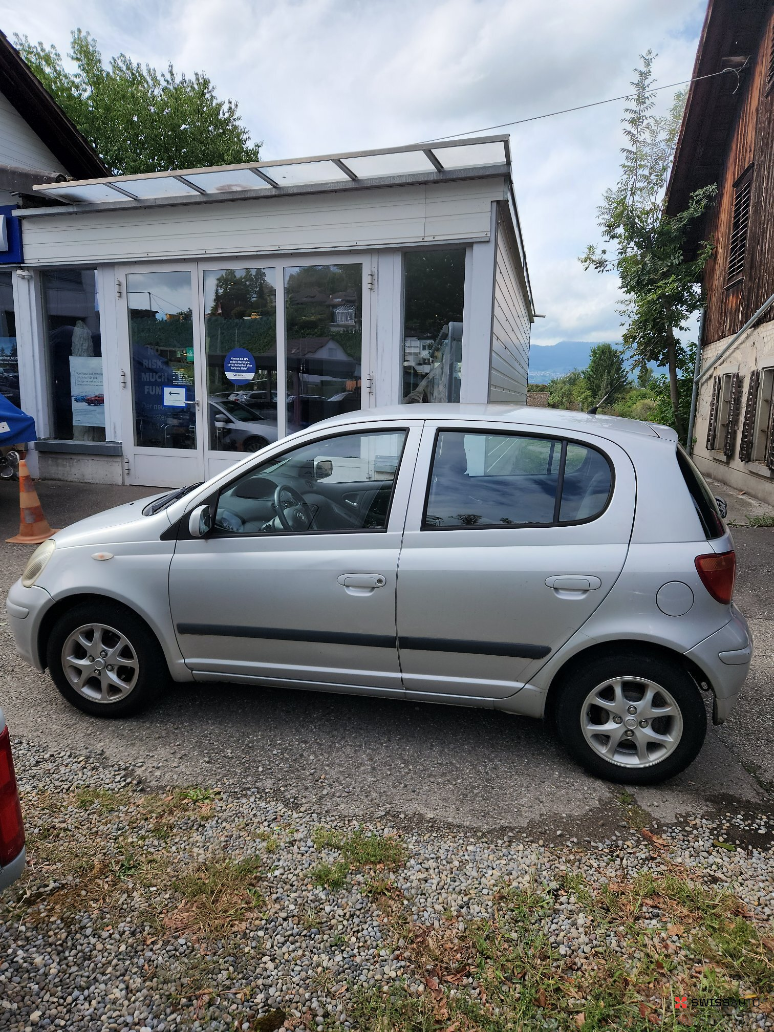 Auction Image