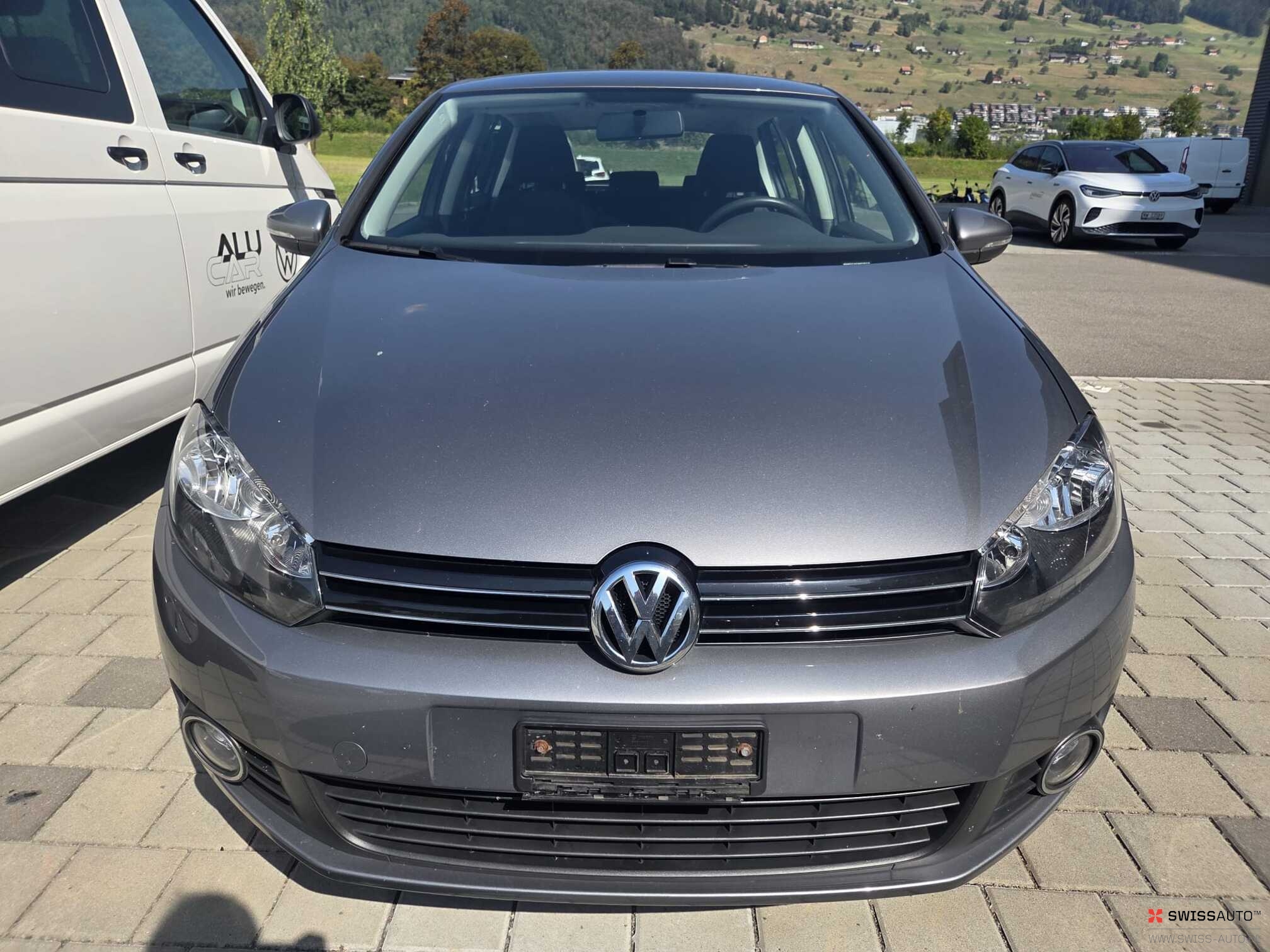 Auction Image