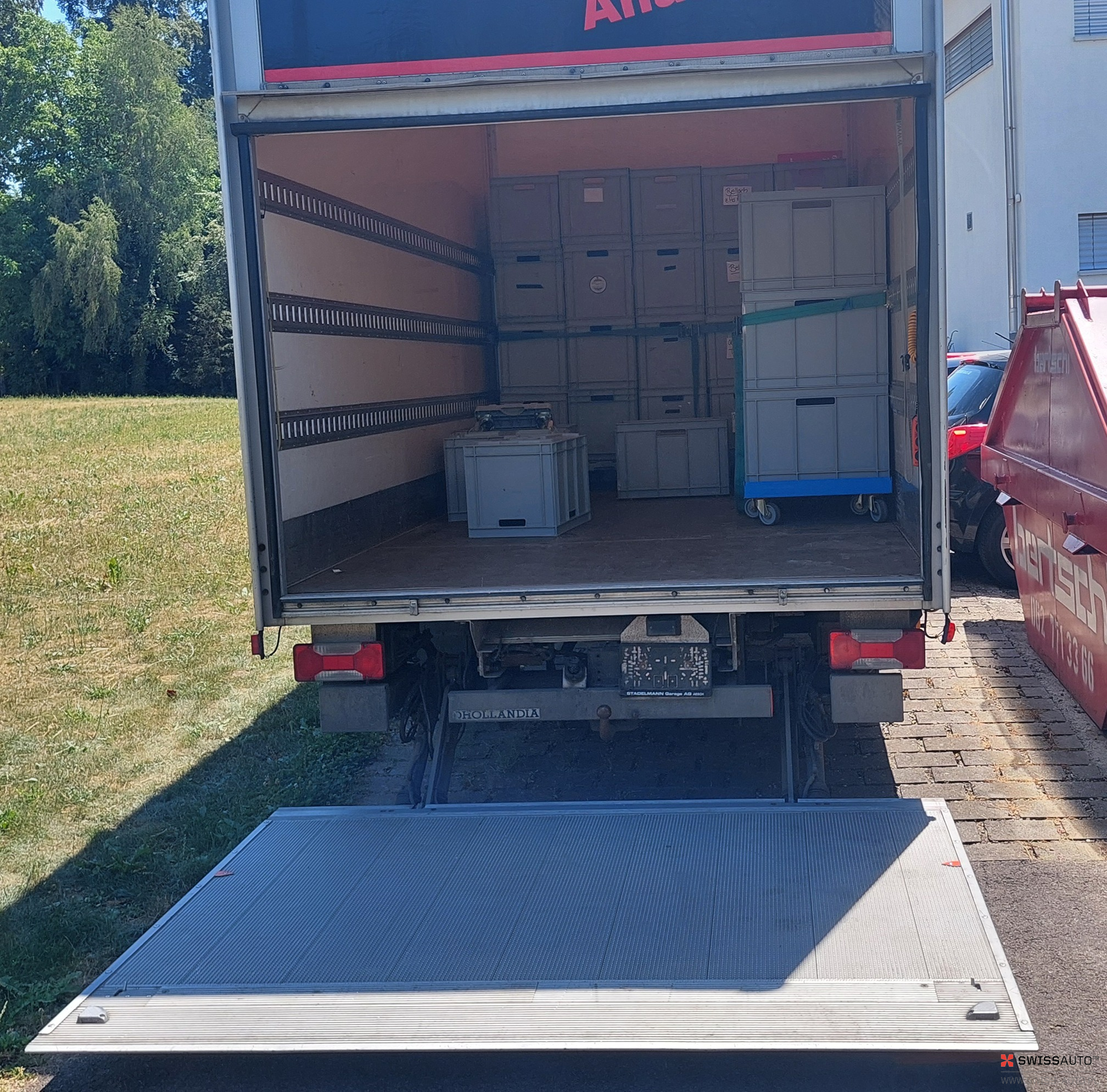 Auction Image