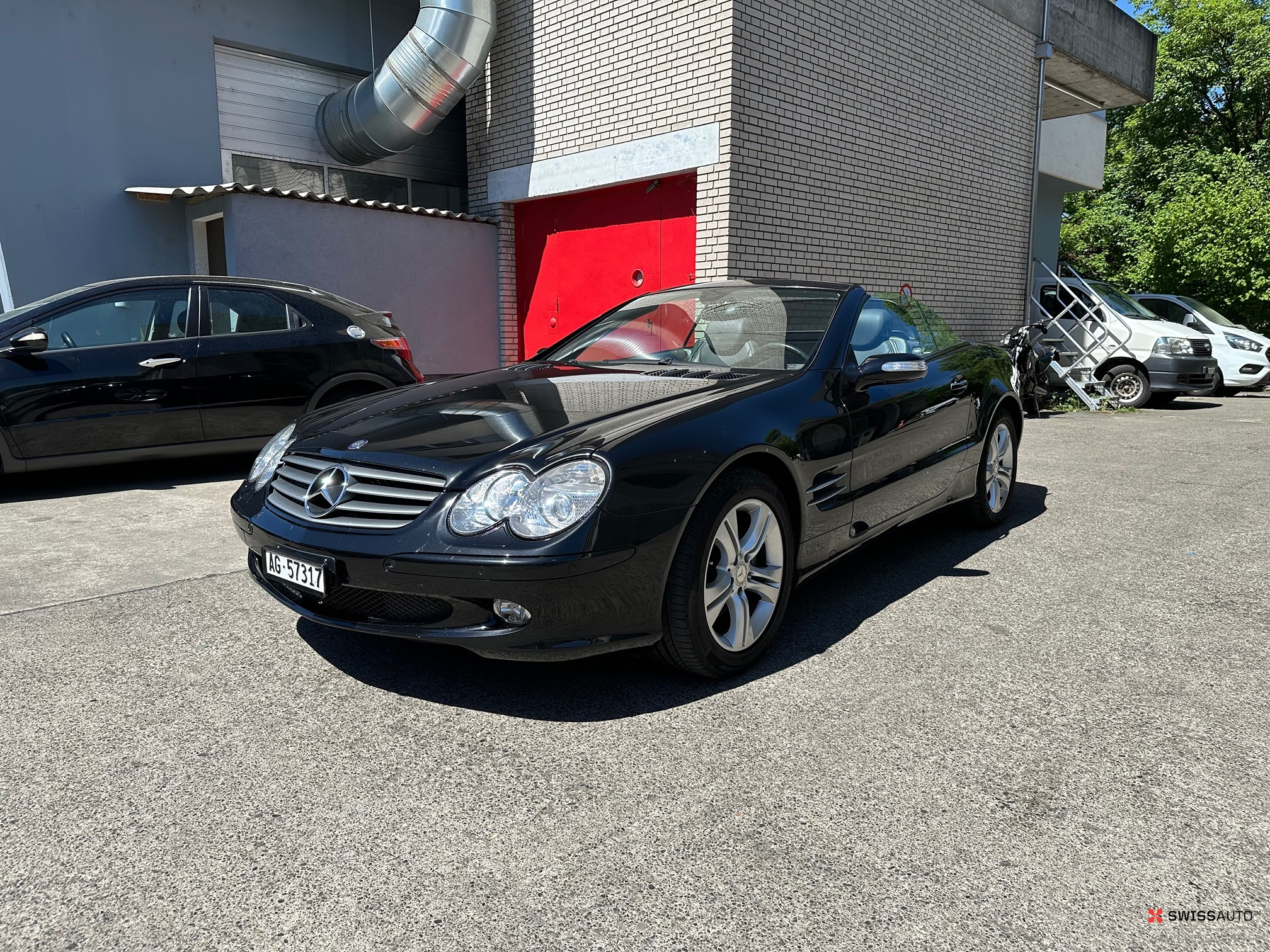 Auction Image