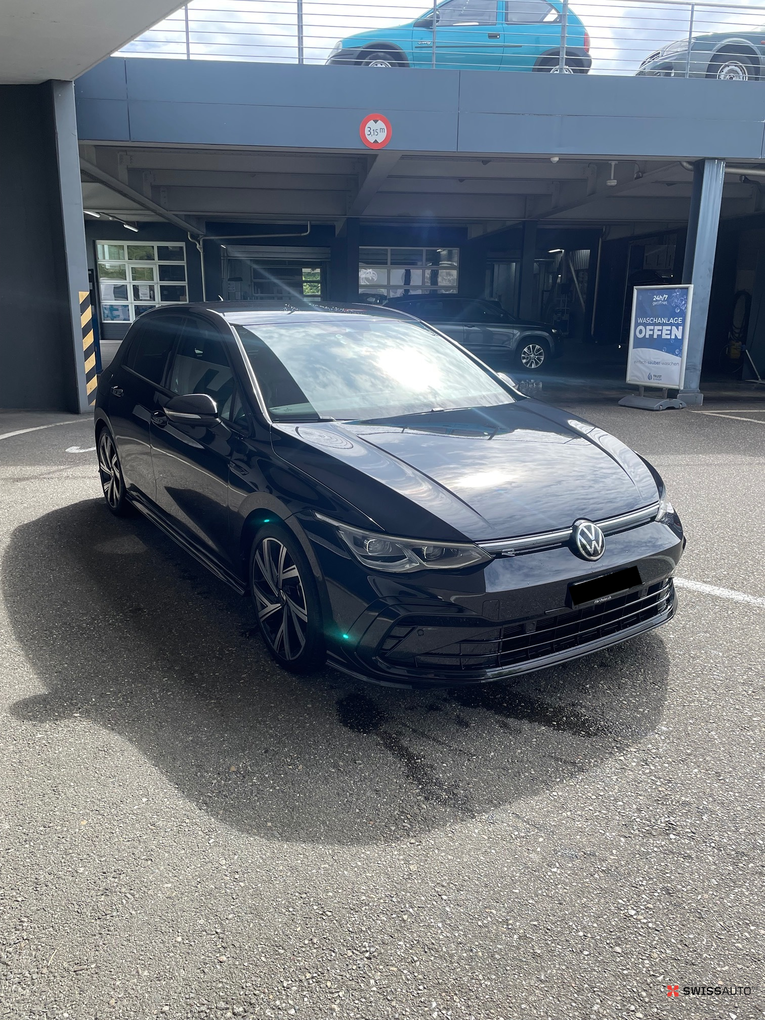 Auction Image