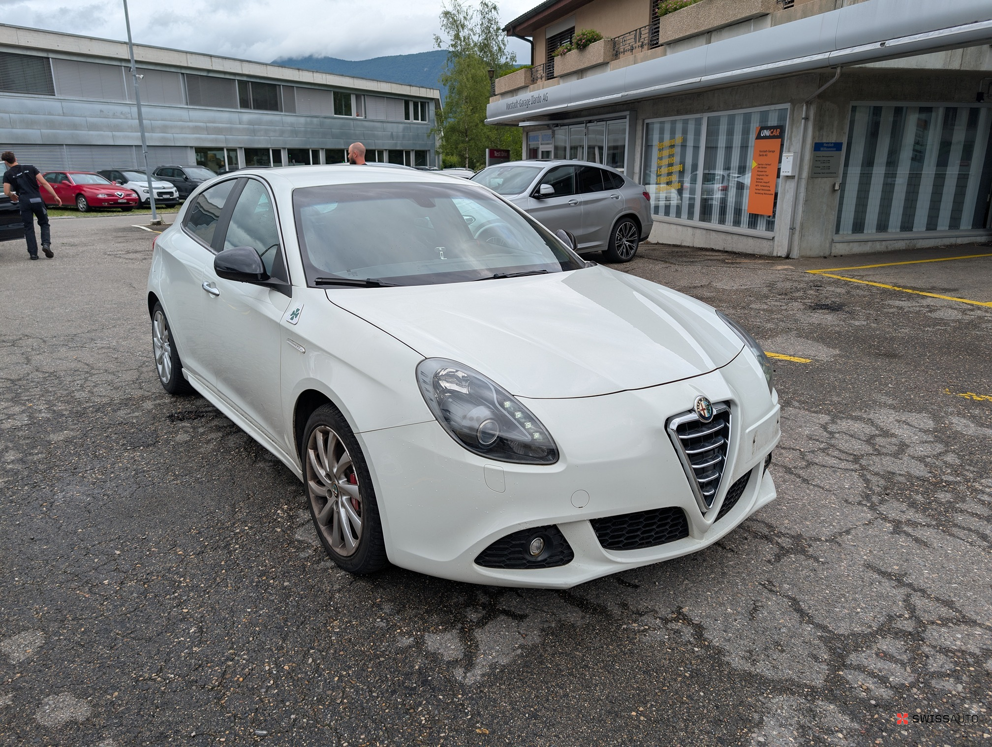 Auction Image