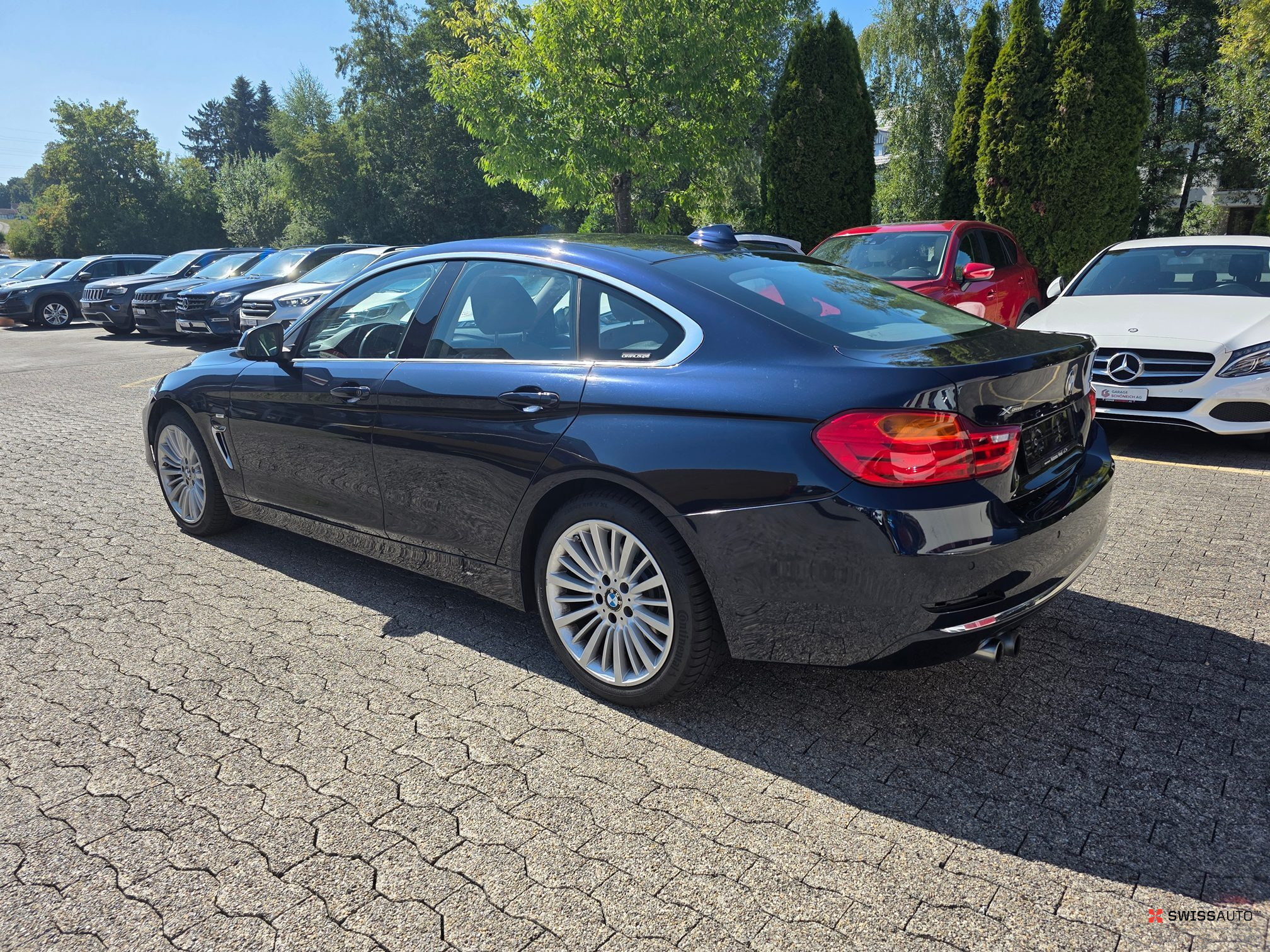 Auction Image
