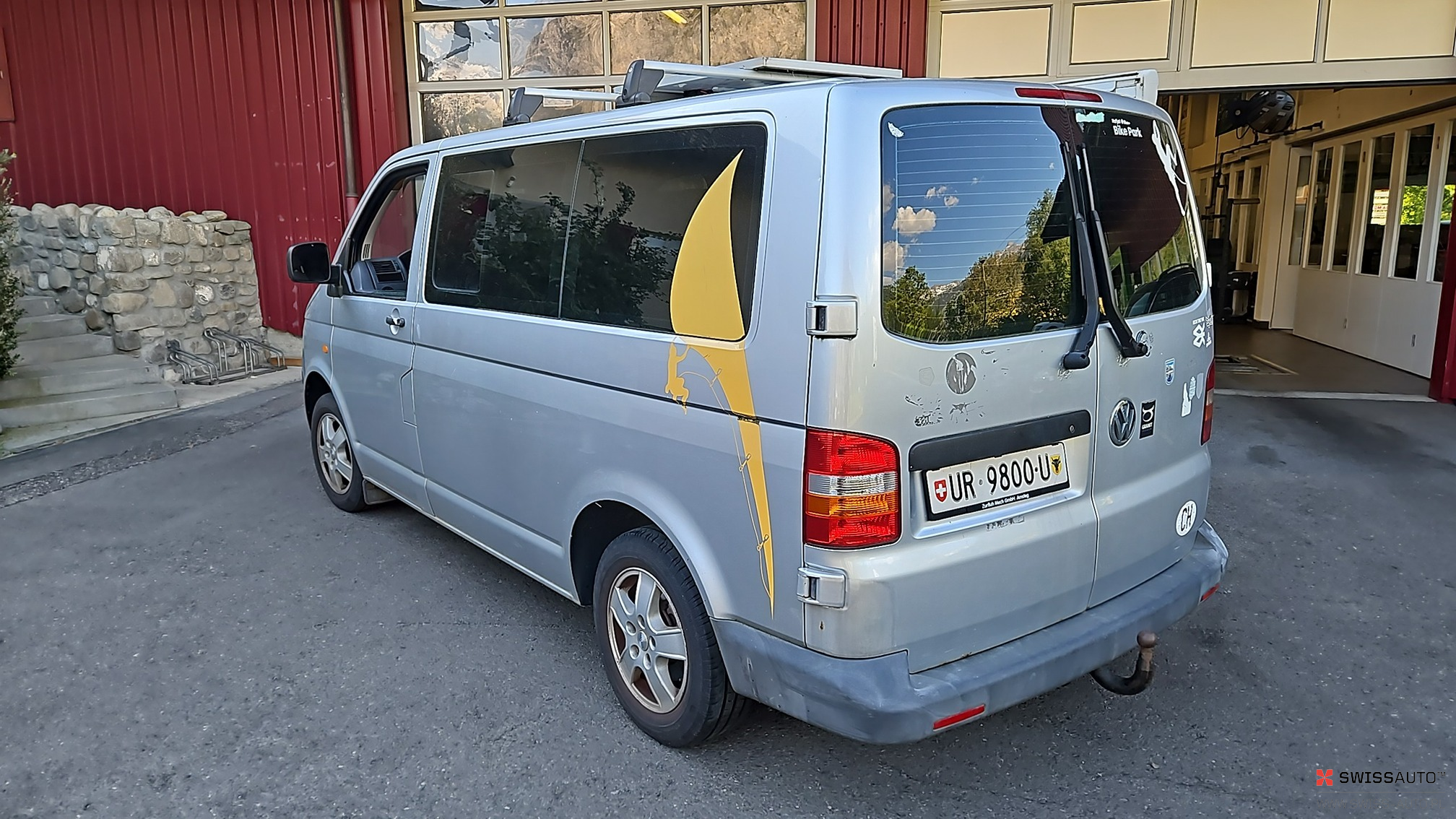 Auction Image