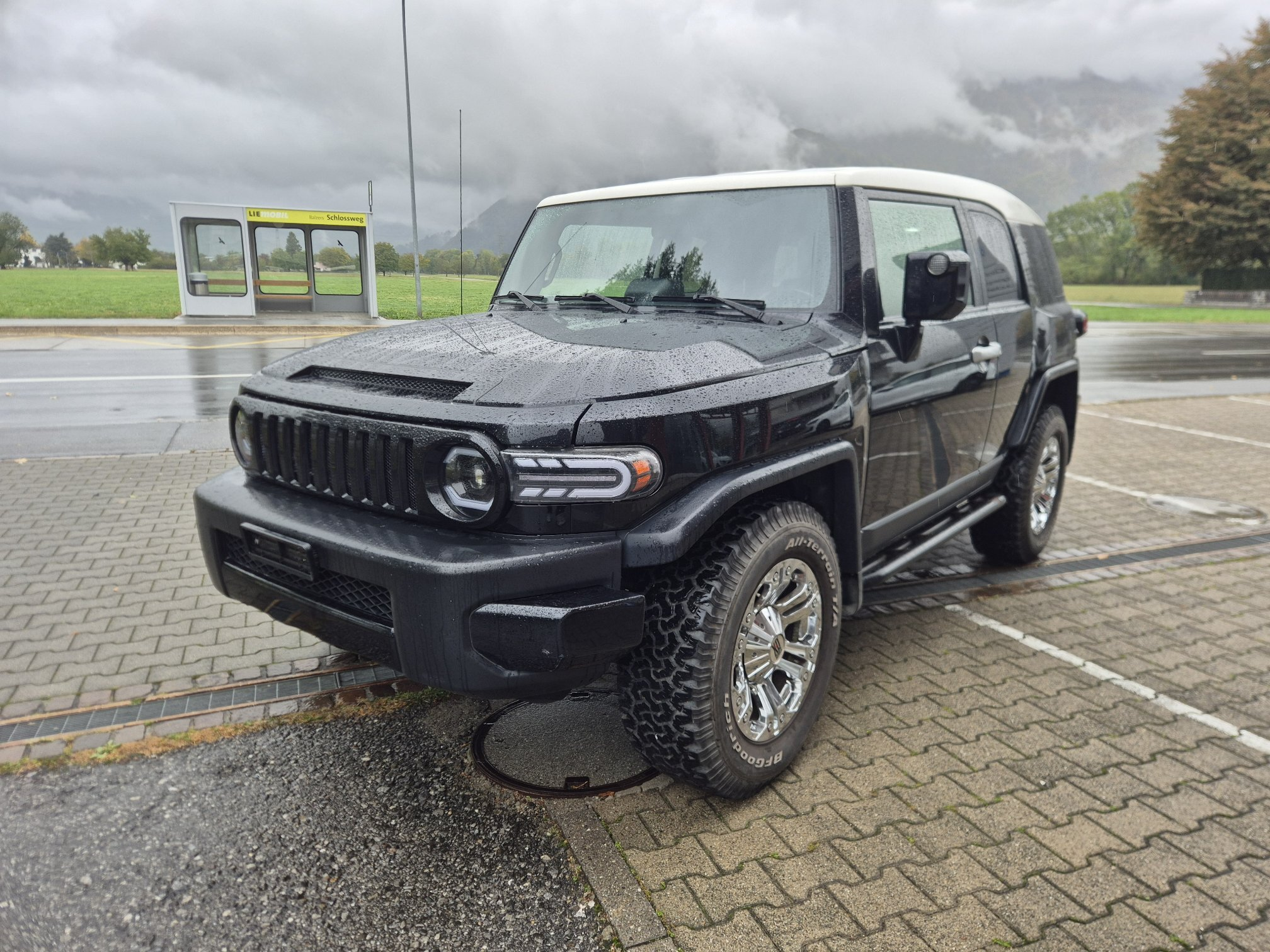 Auction Image