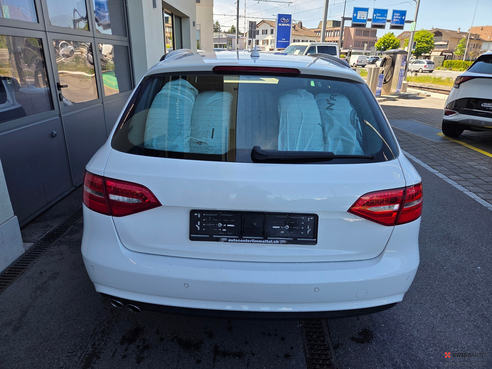 Auction Image
