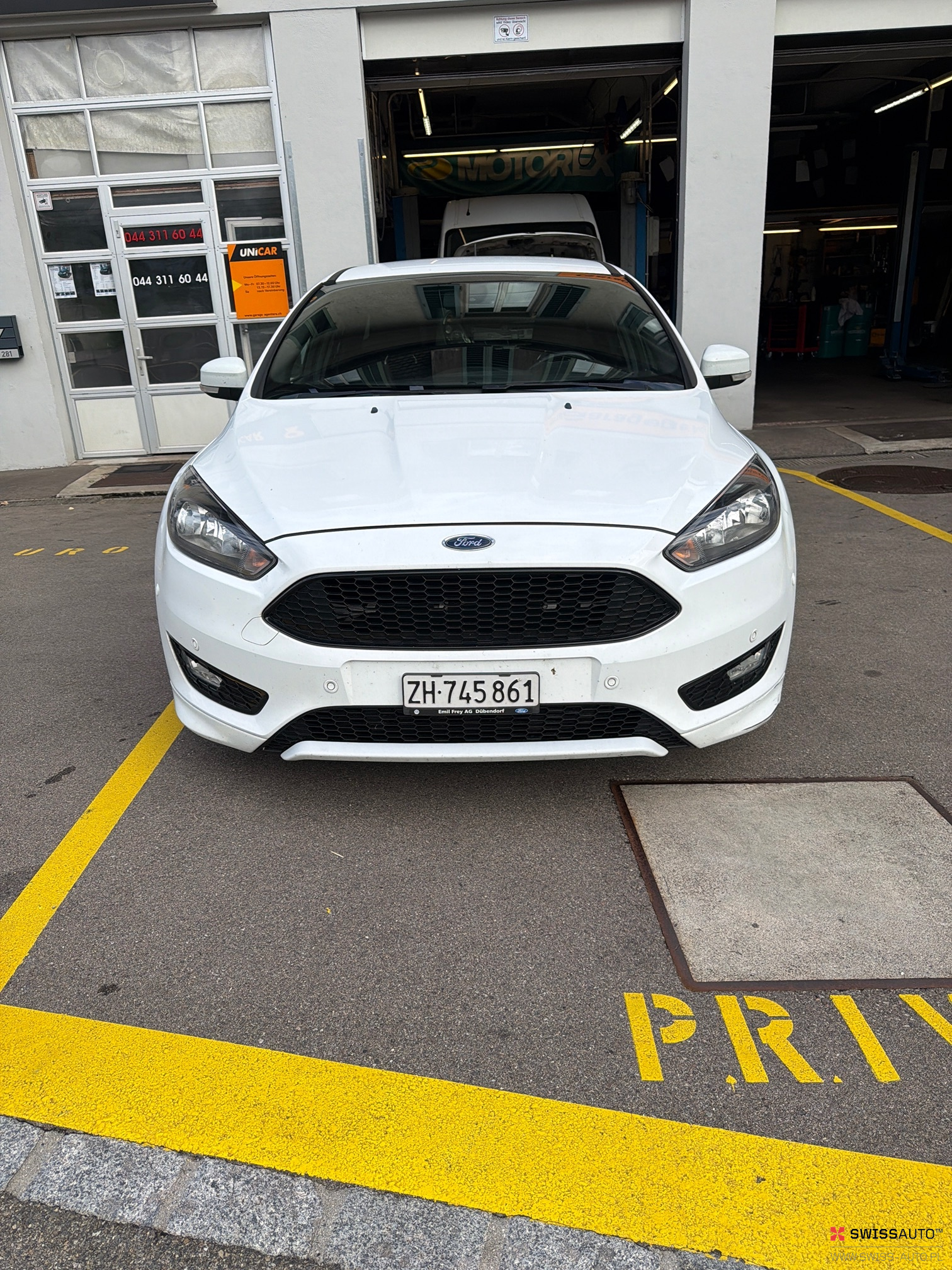 Auction Image