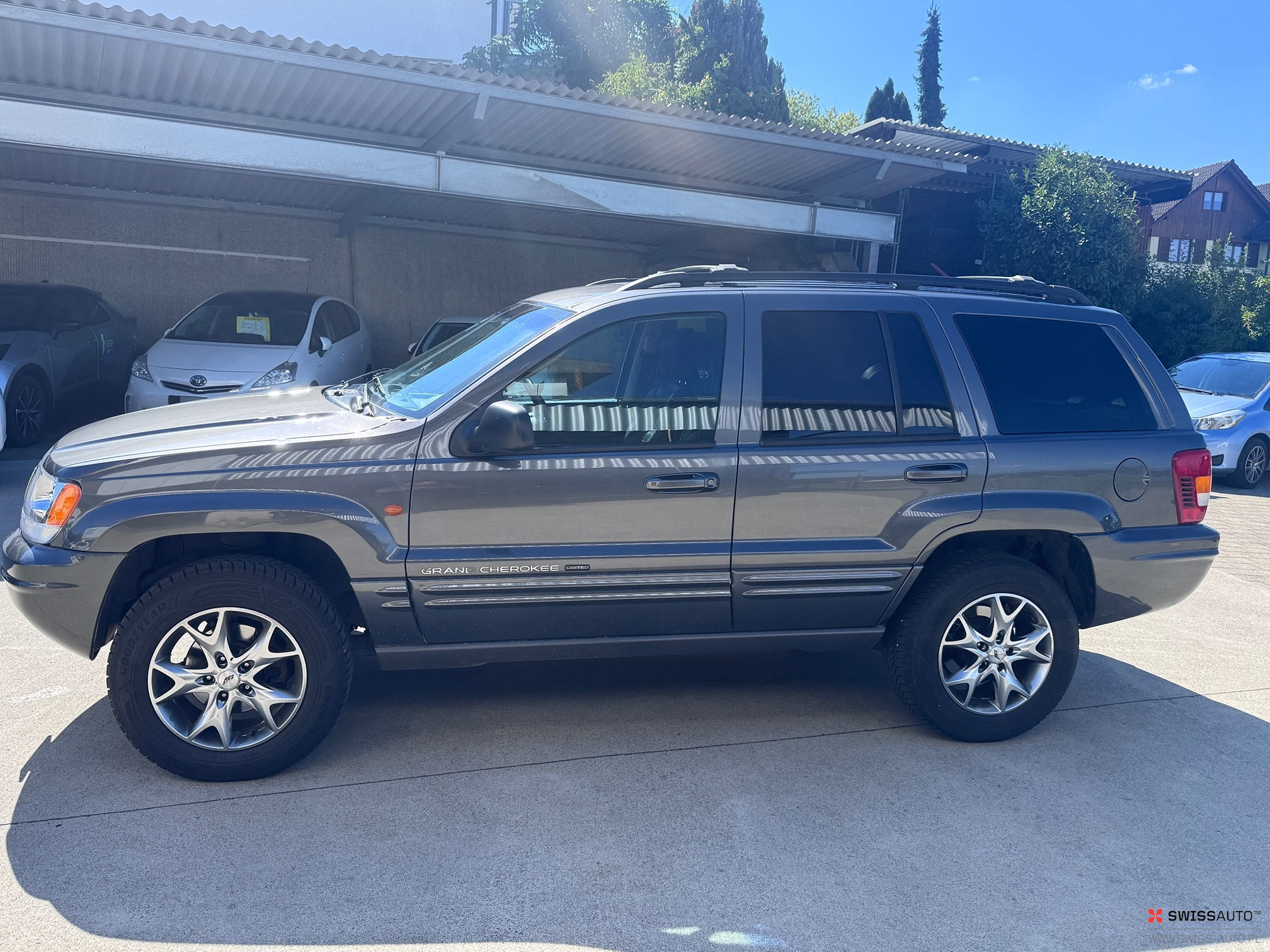 Auction Image