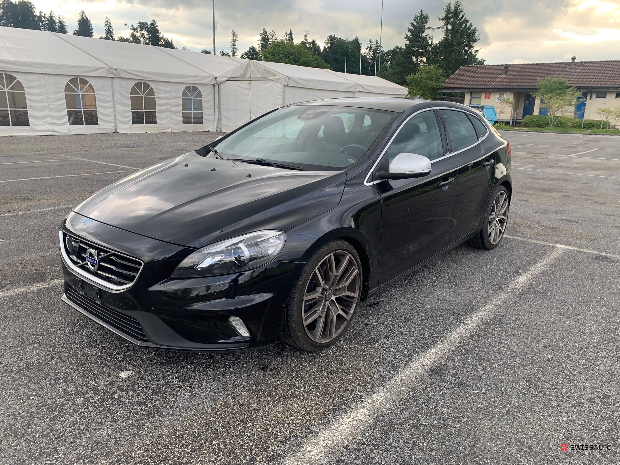 Auction Image