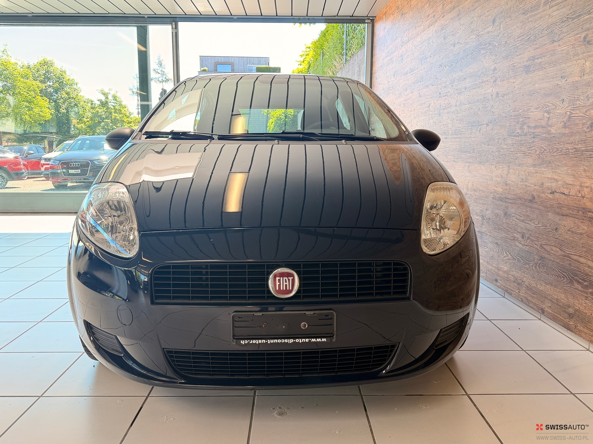 Auction Image