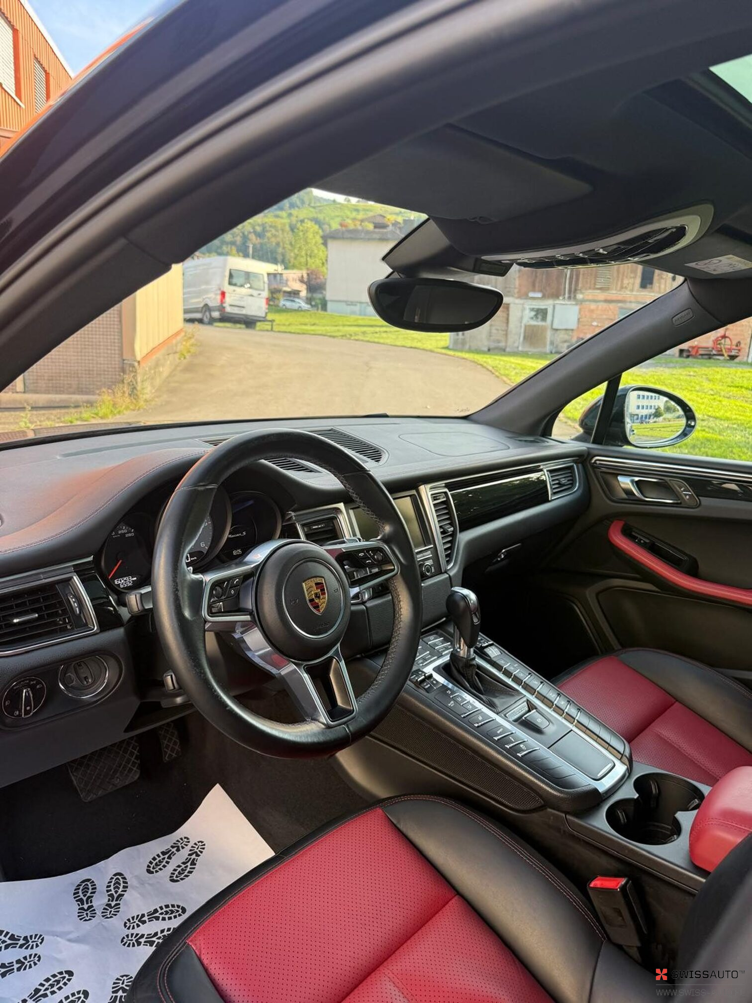 Auction Image