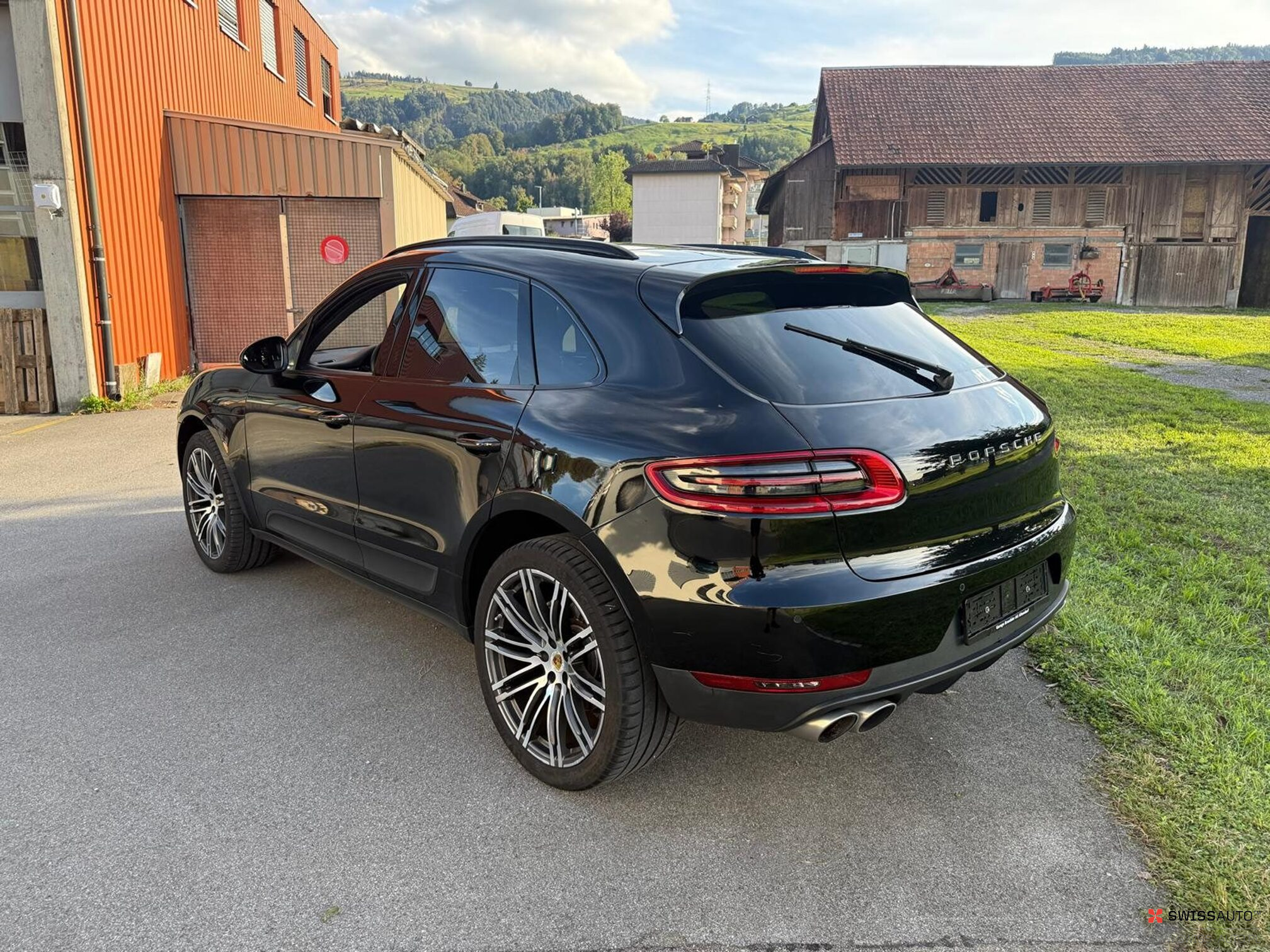 Auction Image