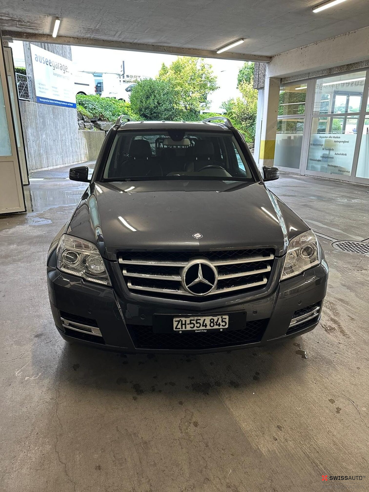 Auction Image