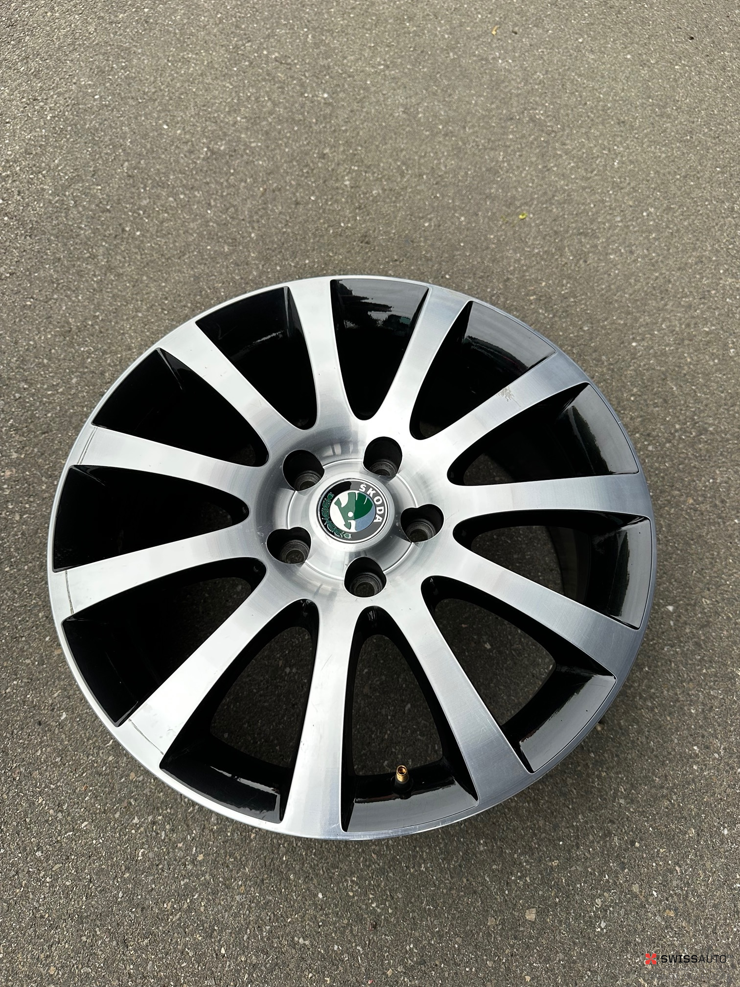 Auction Image