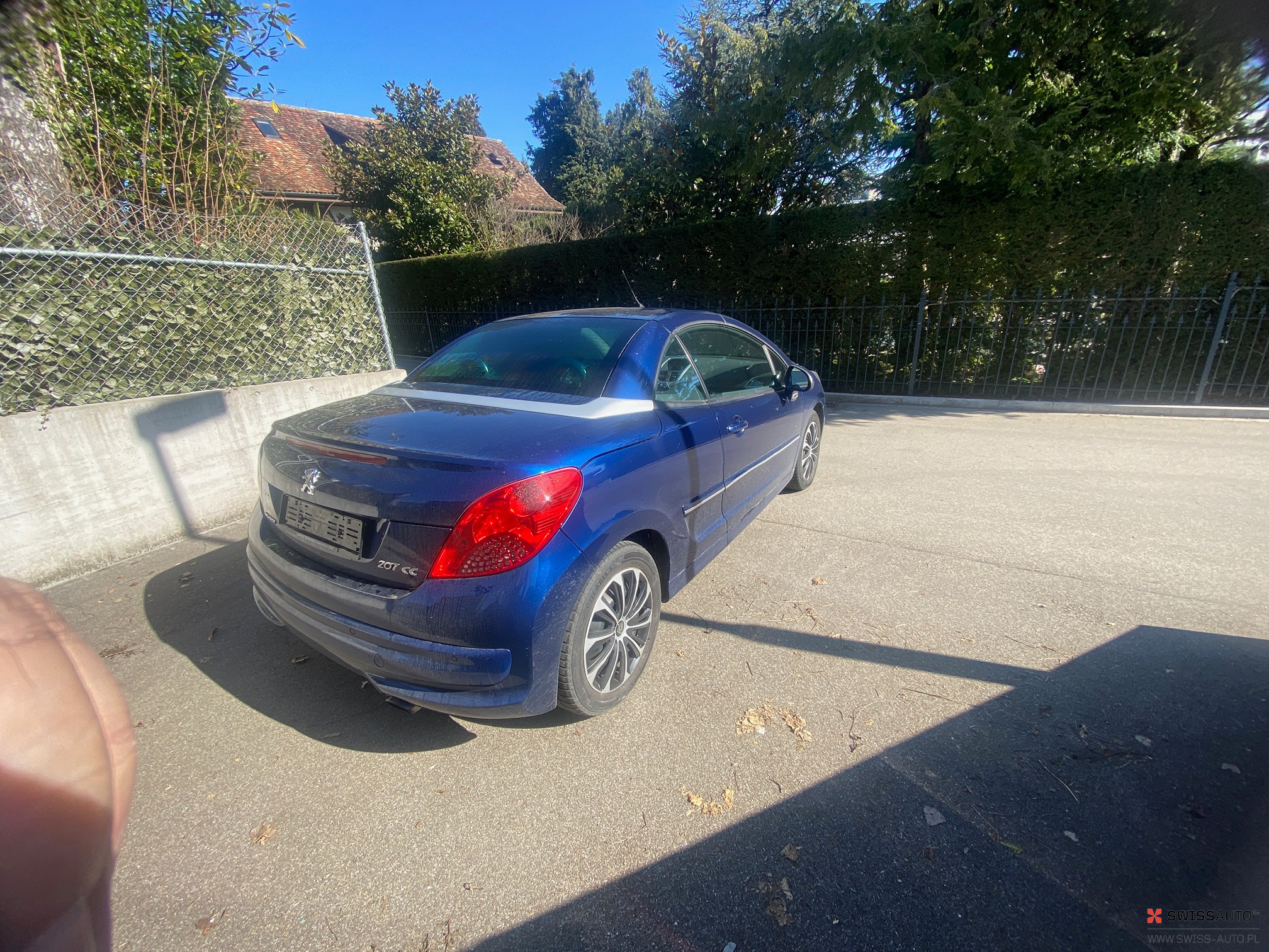 Auction Image