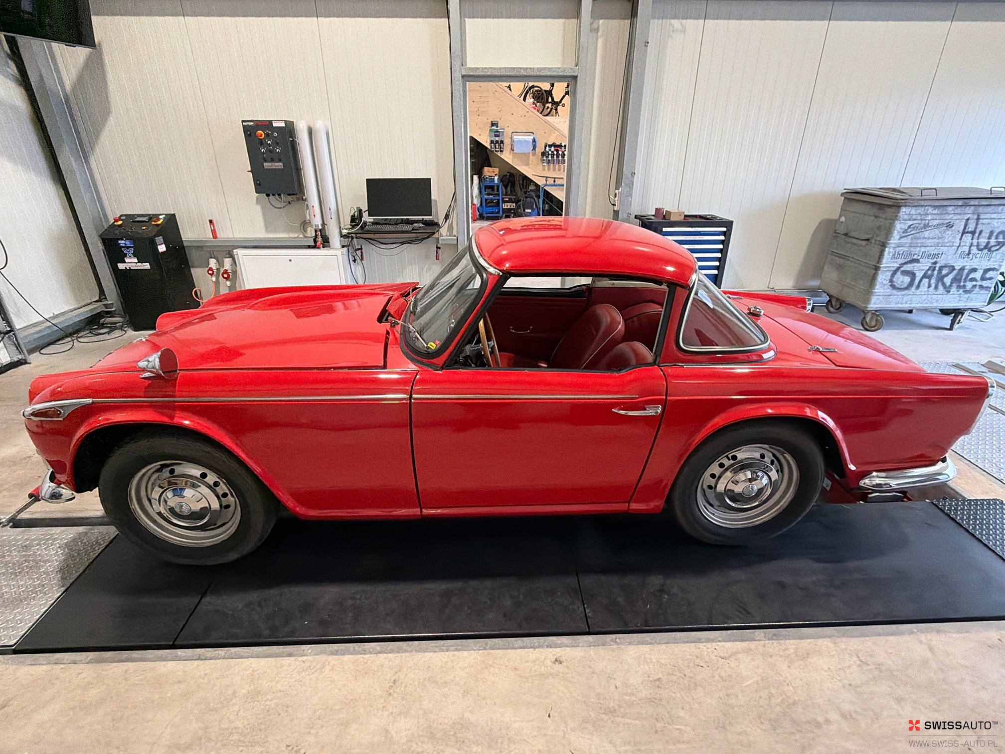 Auction Image
