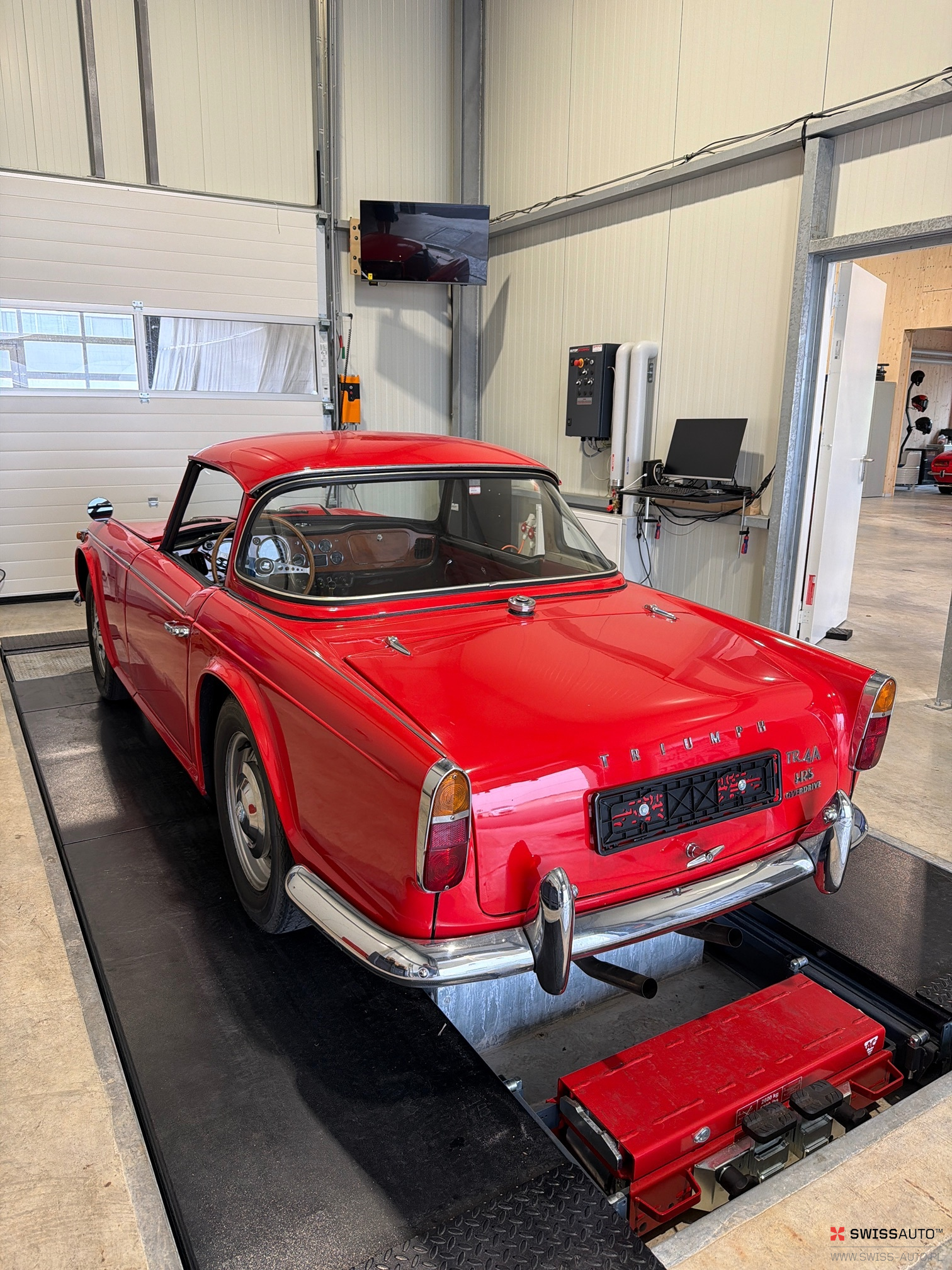 Auction Image
