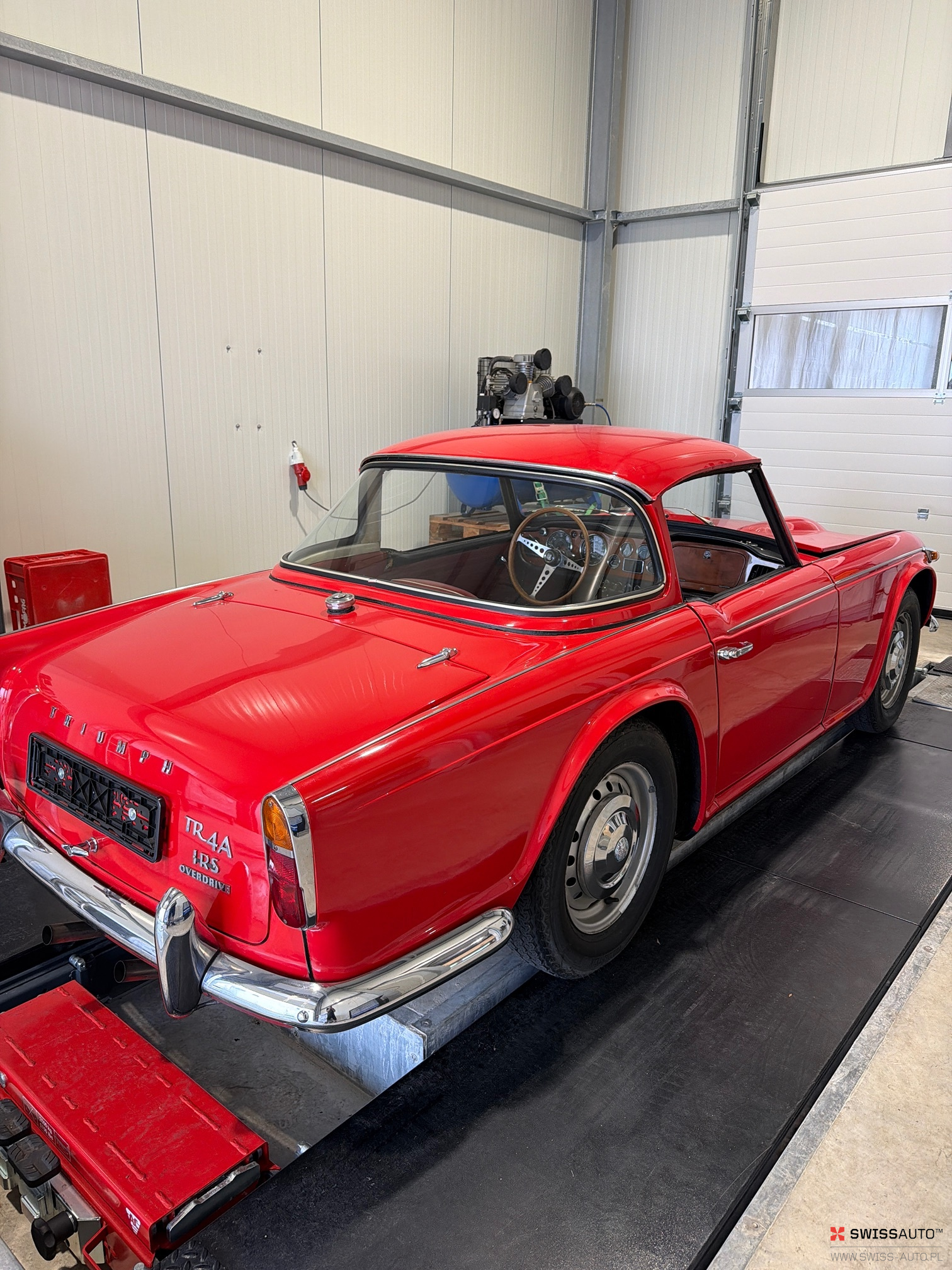 Auction Image