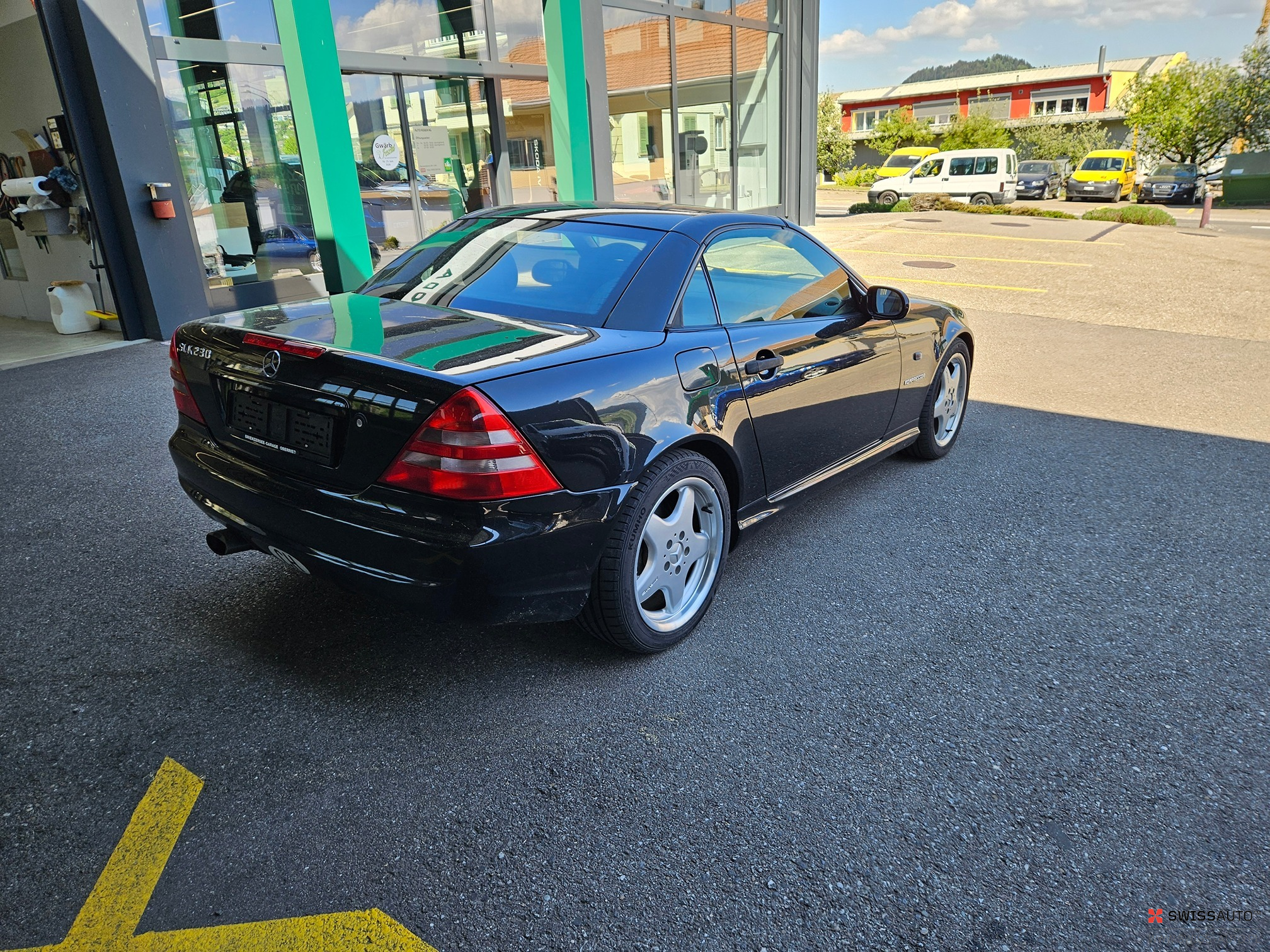Auction Image