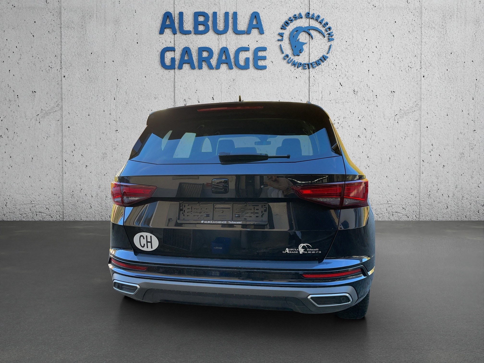 Auction Image