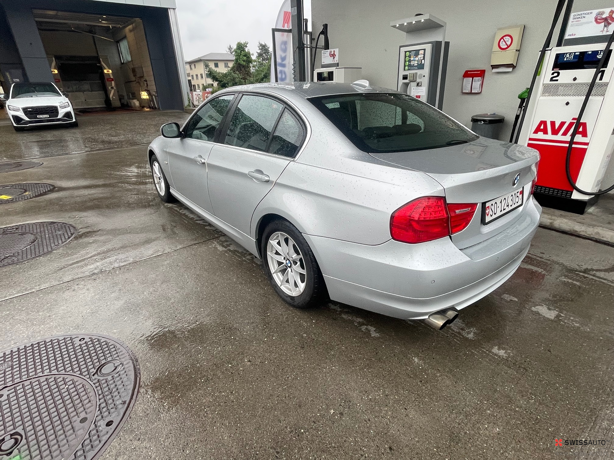 Auction Image