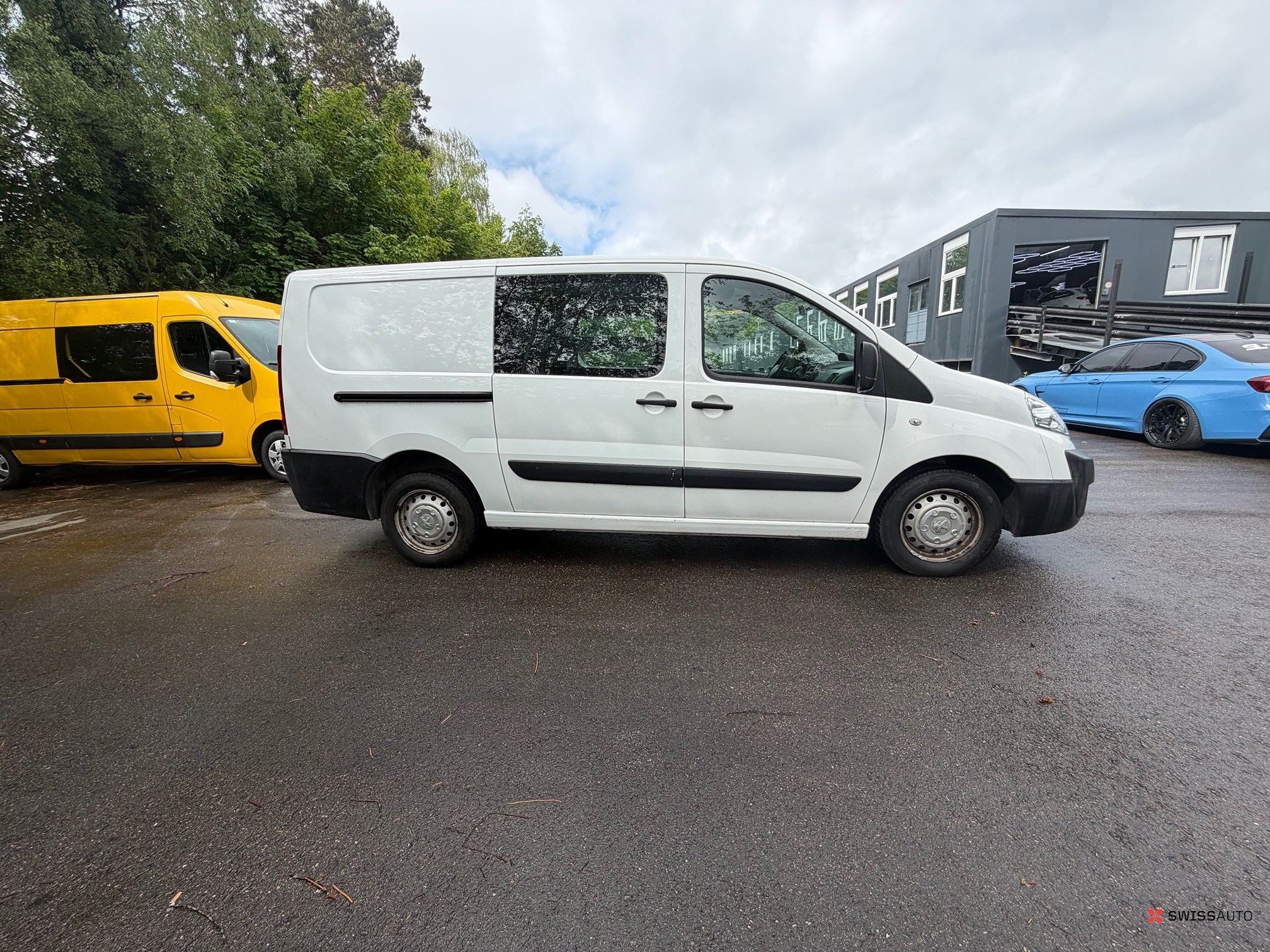 Auction Image