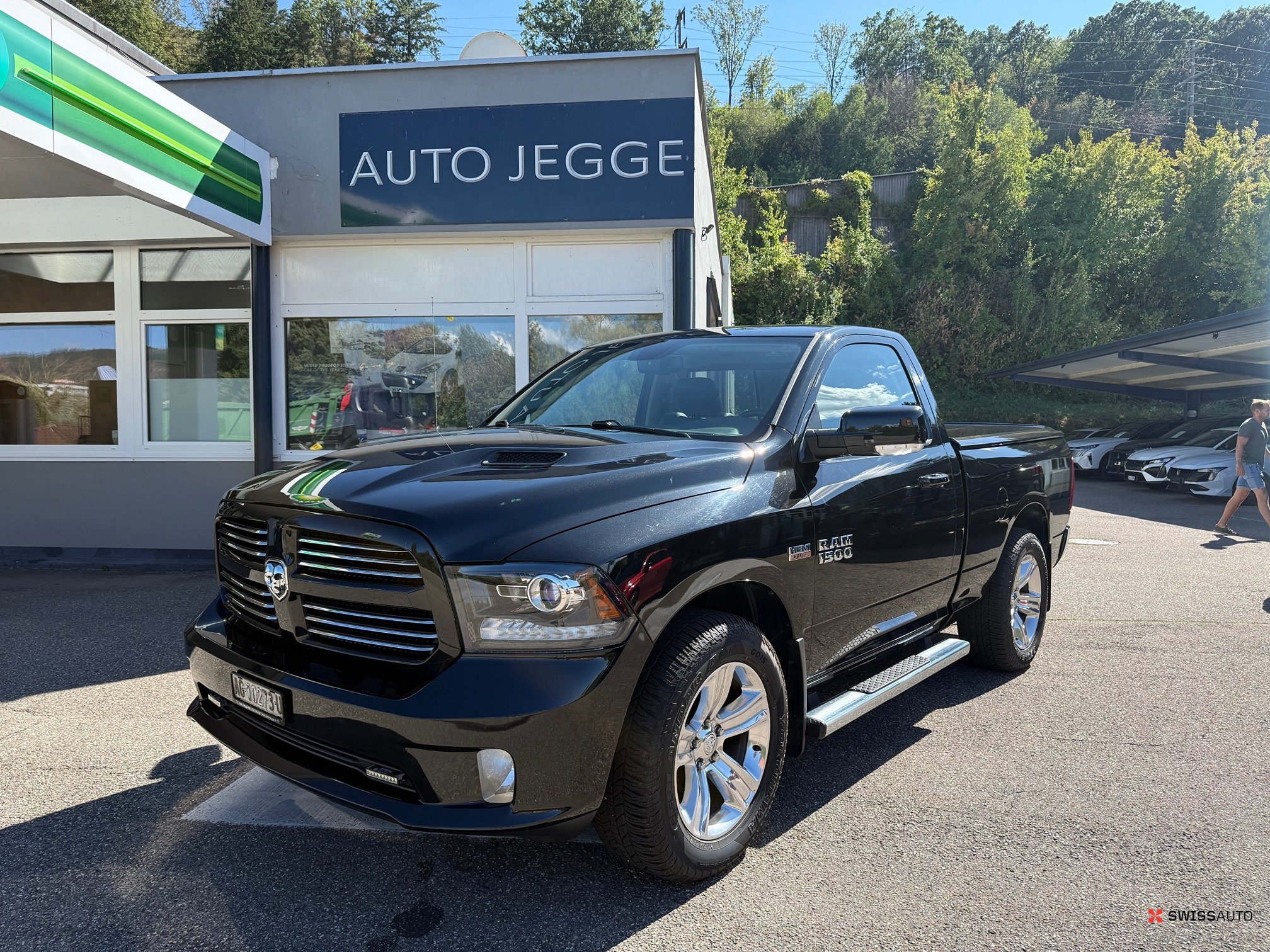 Auction Image