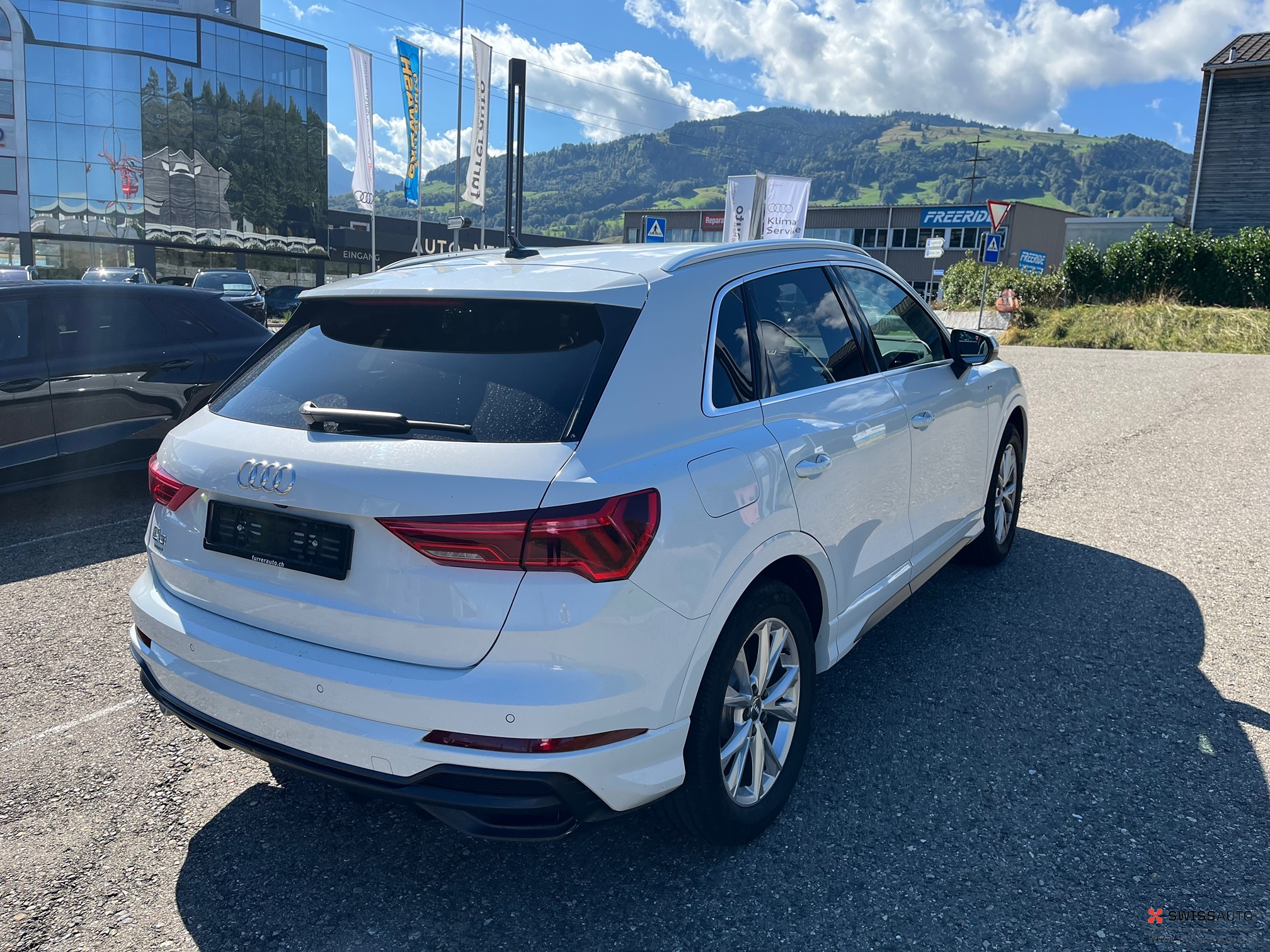 Auction Image