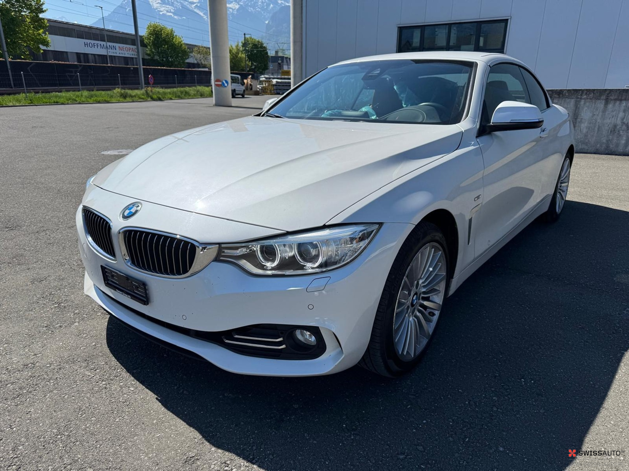 Auction Image