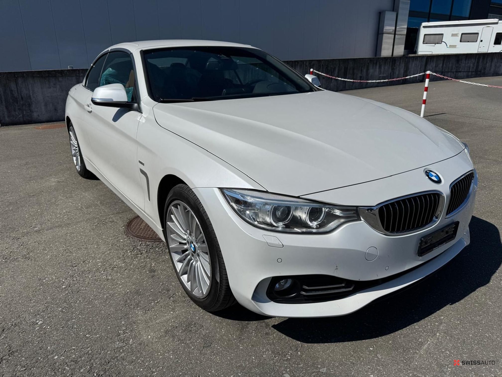 Auction Image