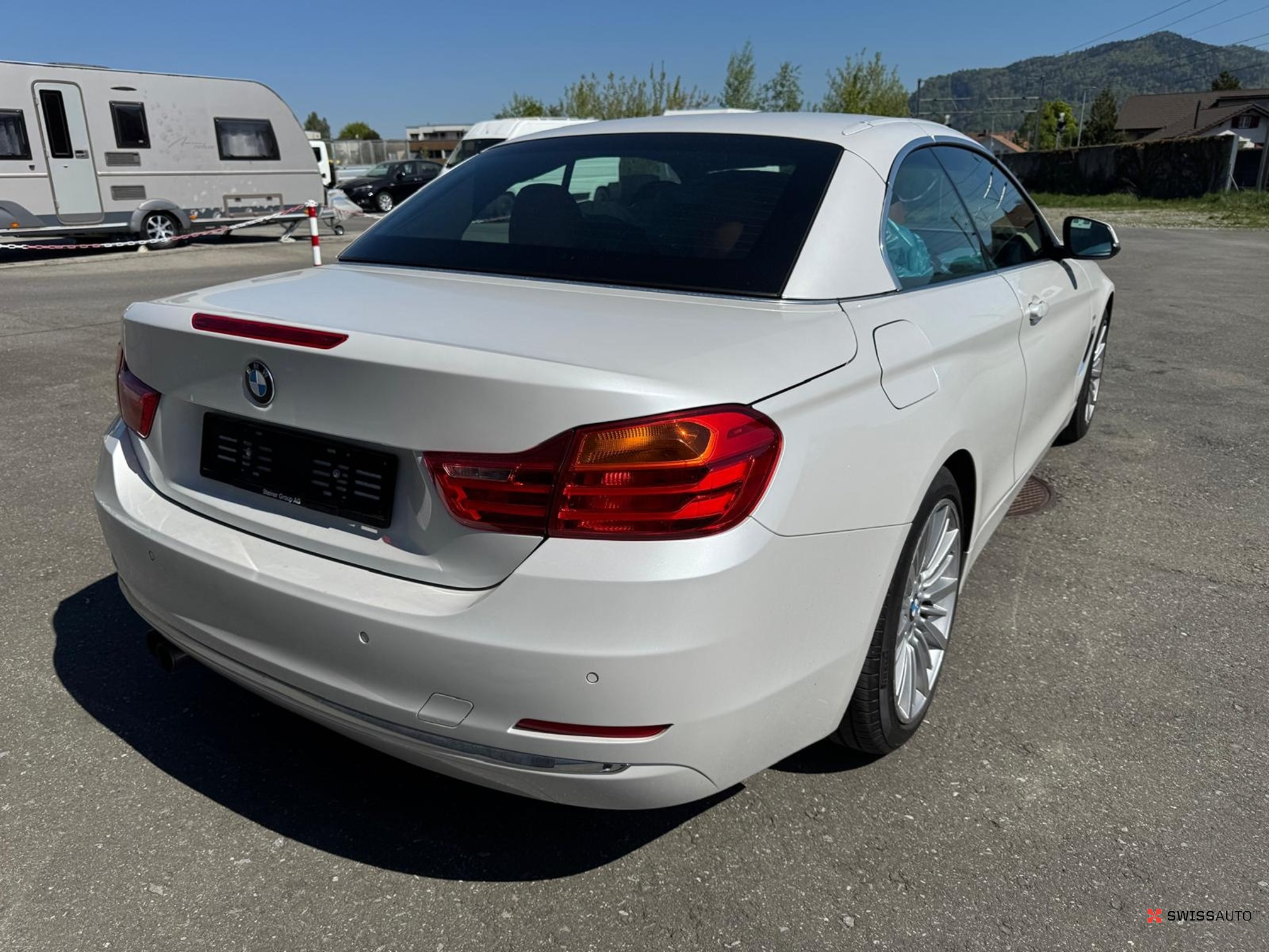 Auction Image
