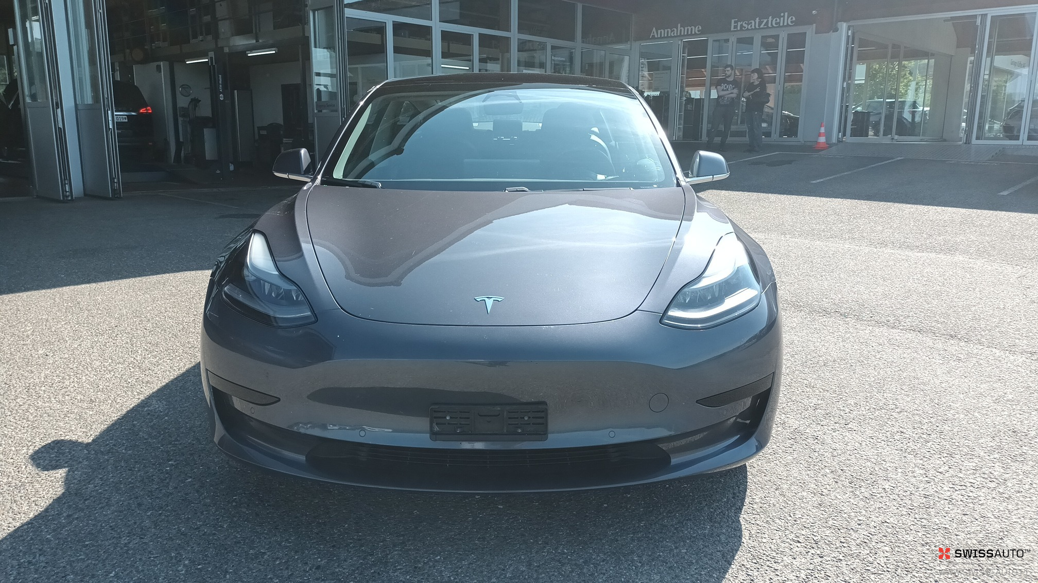 Auction Image