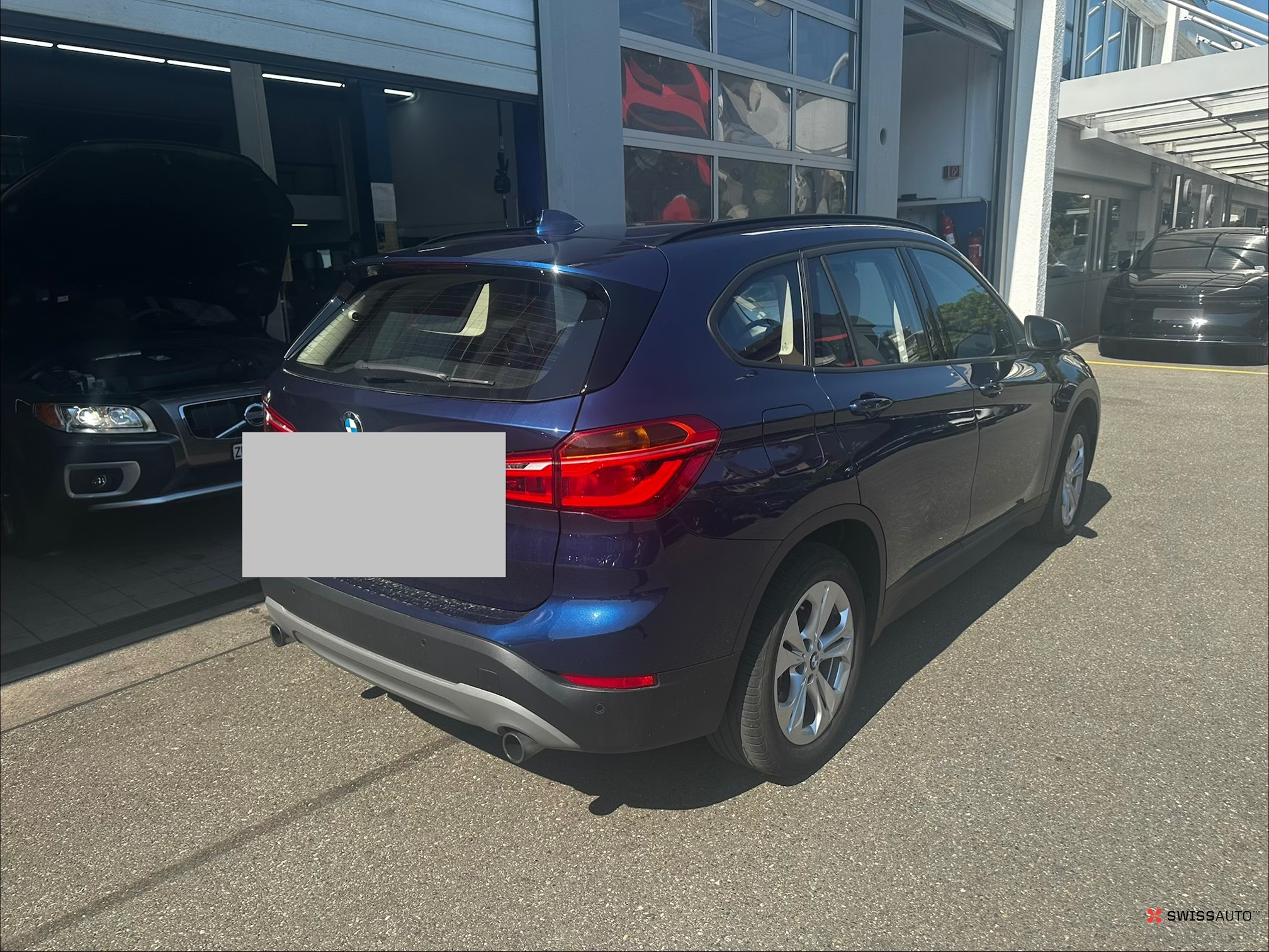 Auction Image