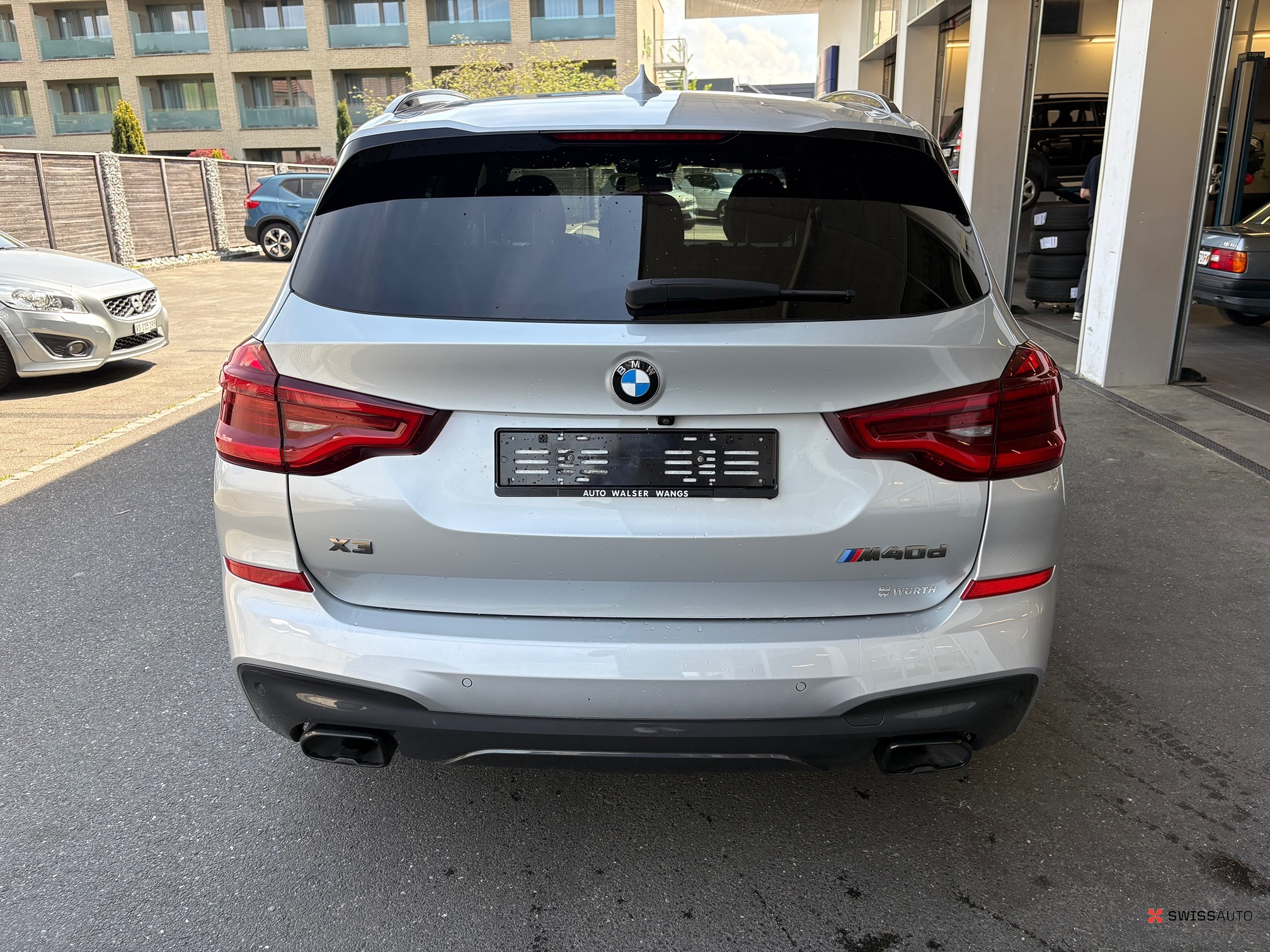 Auction Image