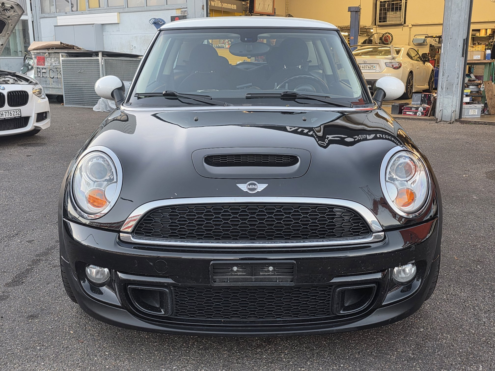 Auction Image