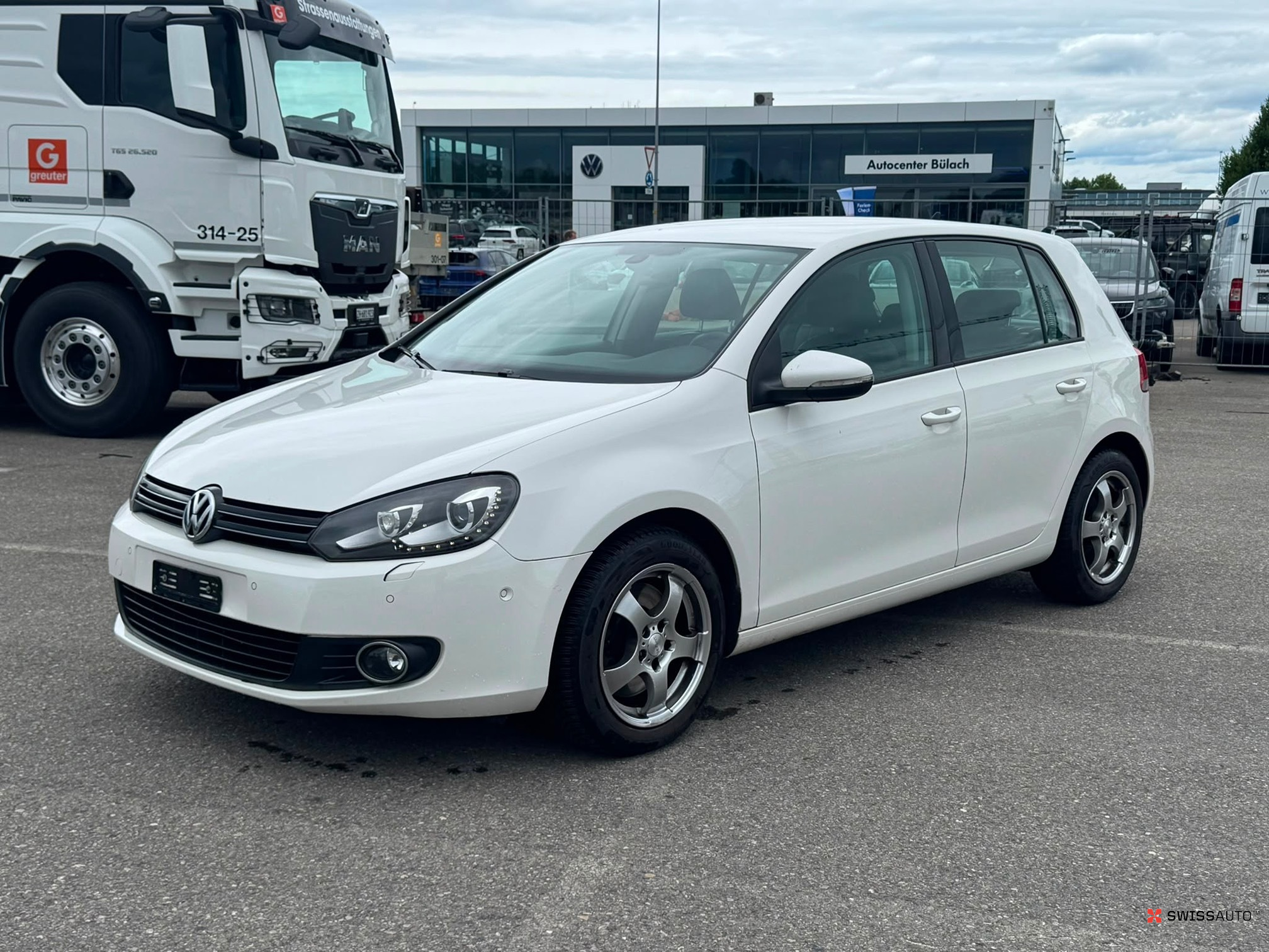 Auction Image