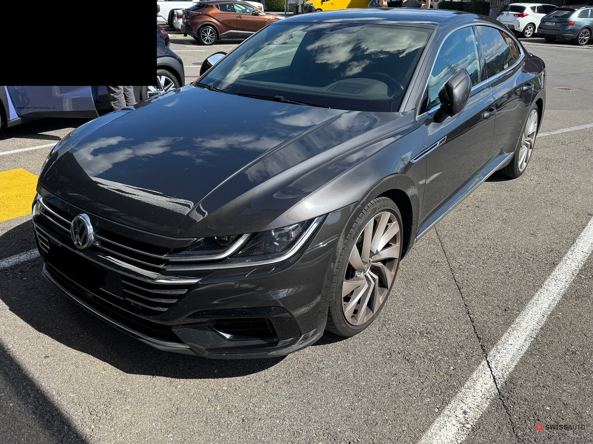 Auction Image