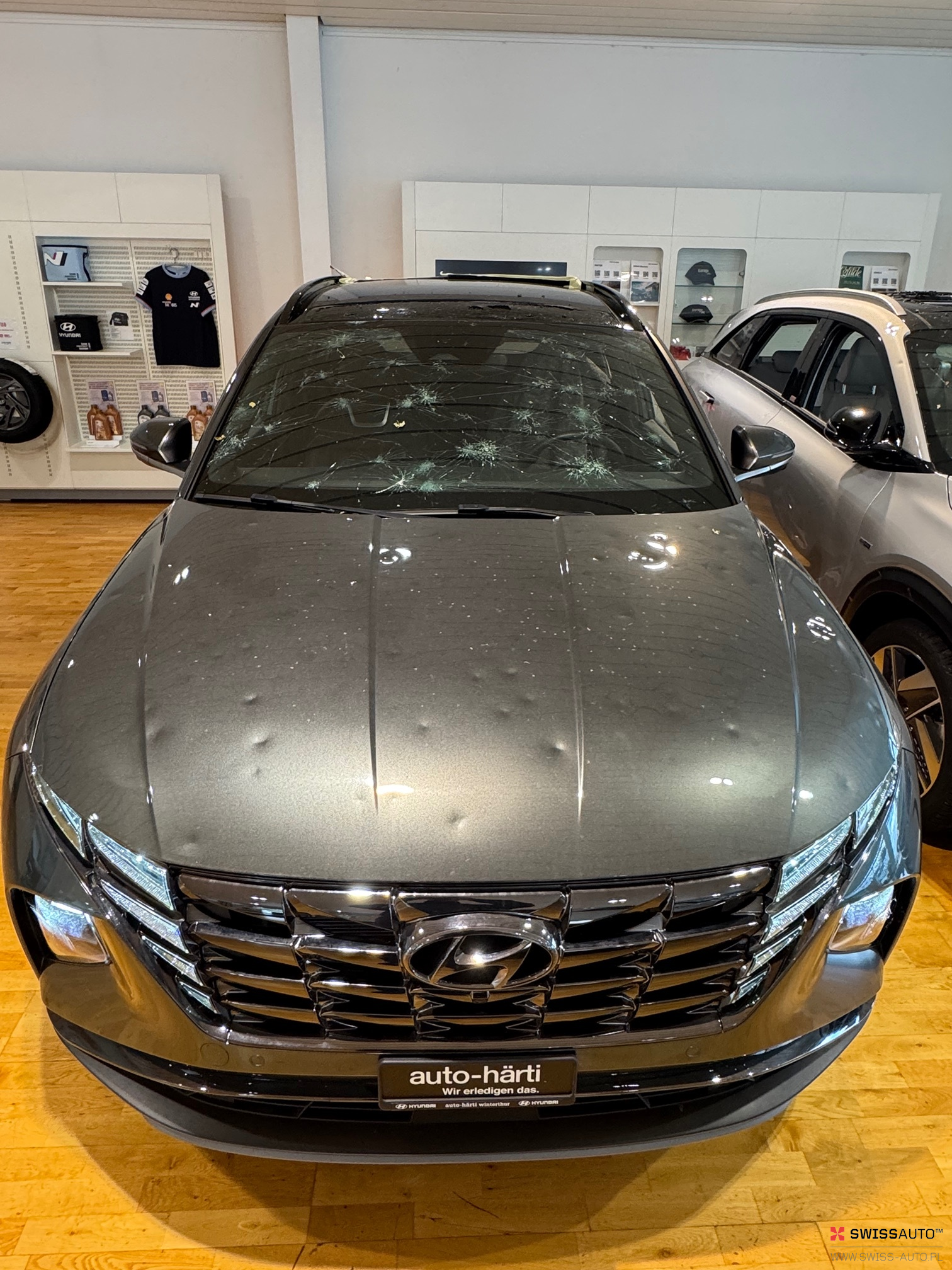 Auction Image
