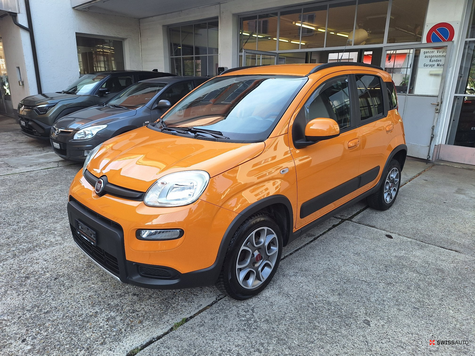 Auction Image