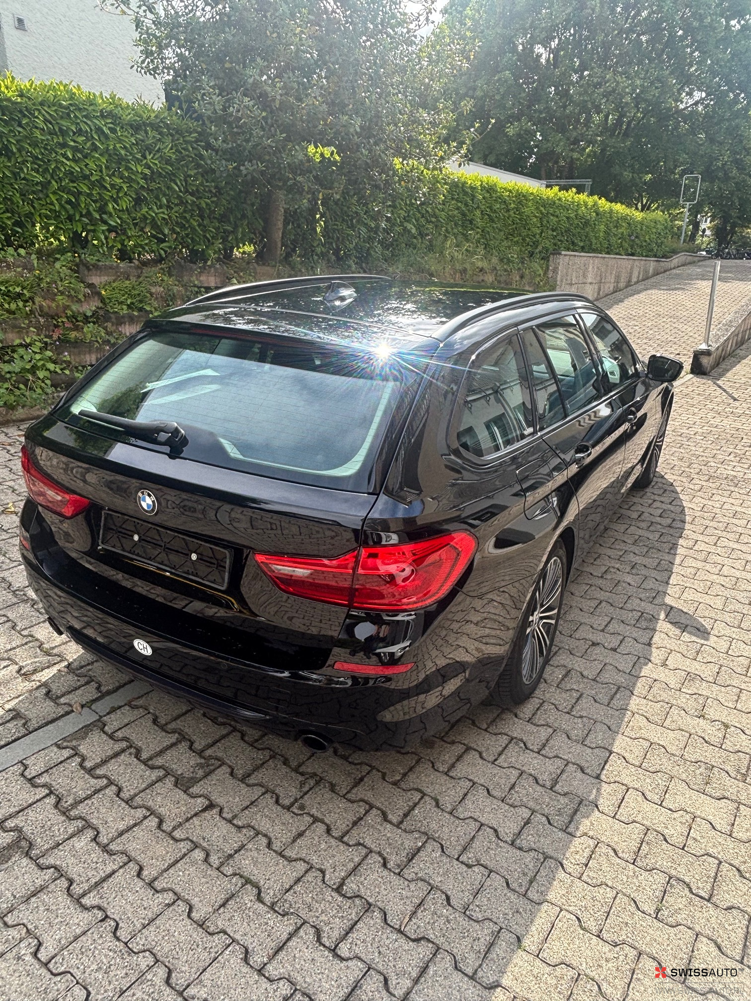 Auction Image