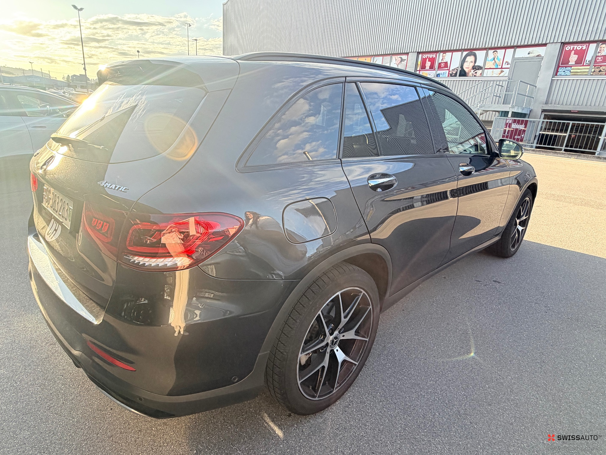 Auction Image