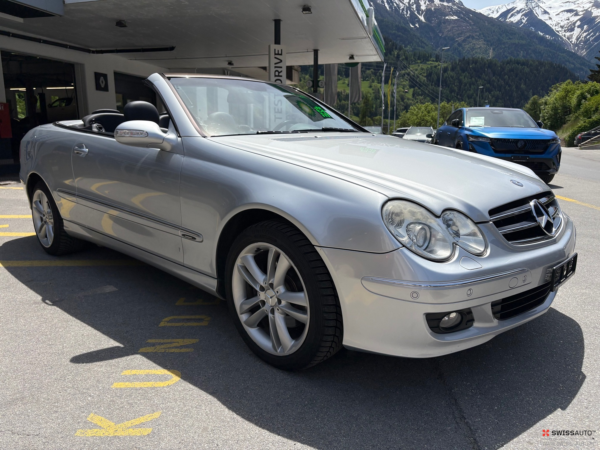 Auction Image