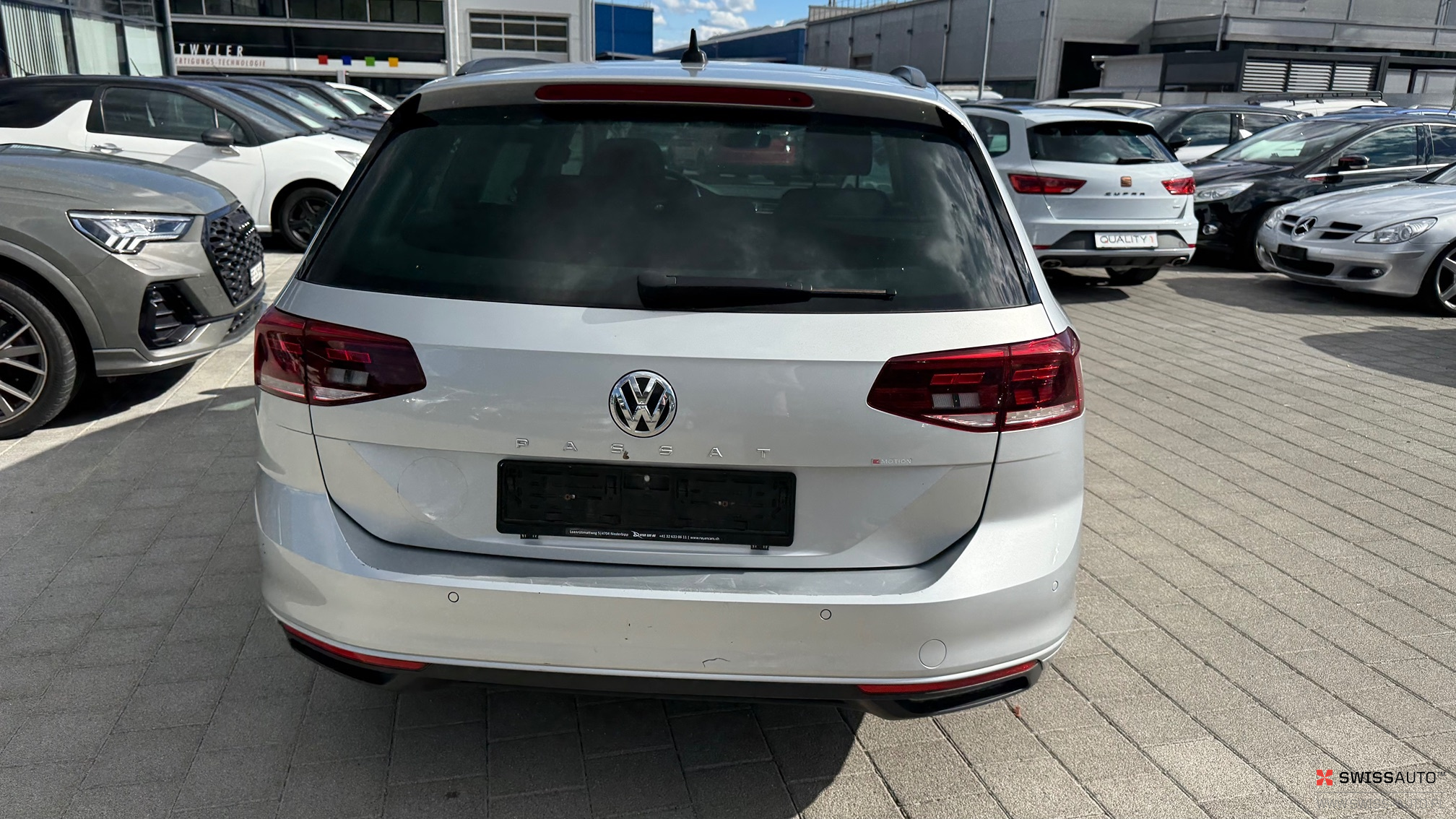 Auction Image