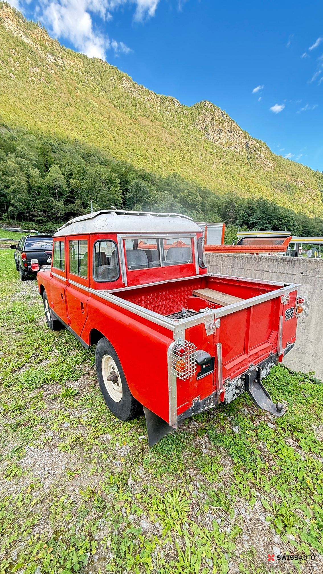Auction Image