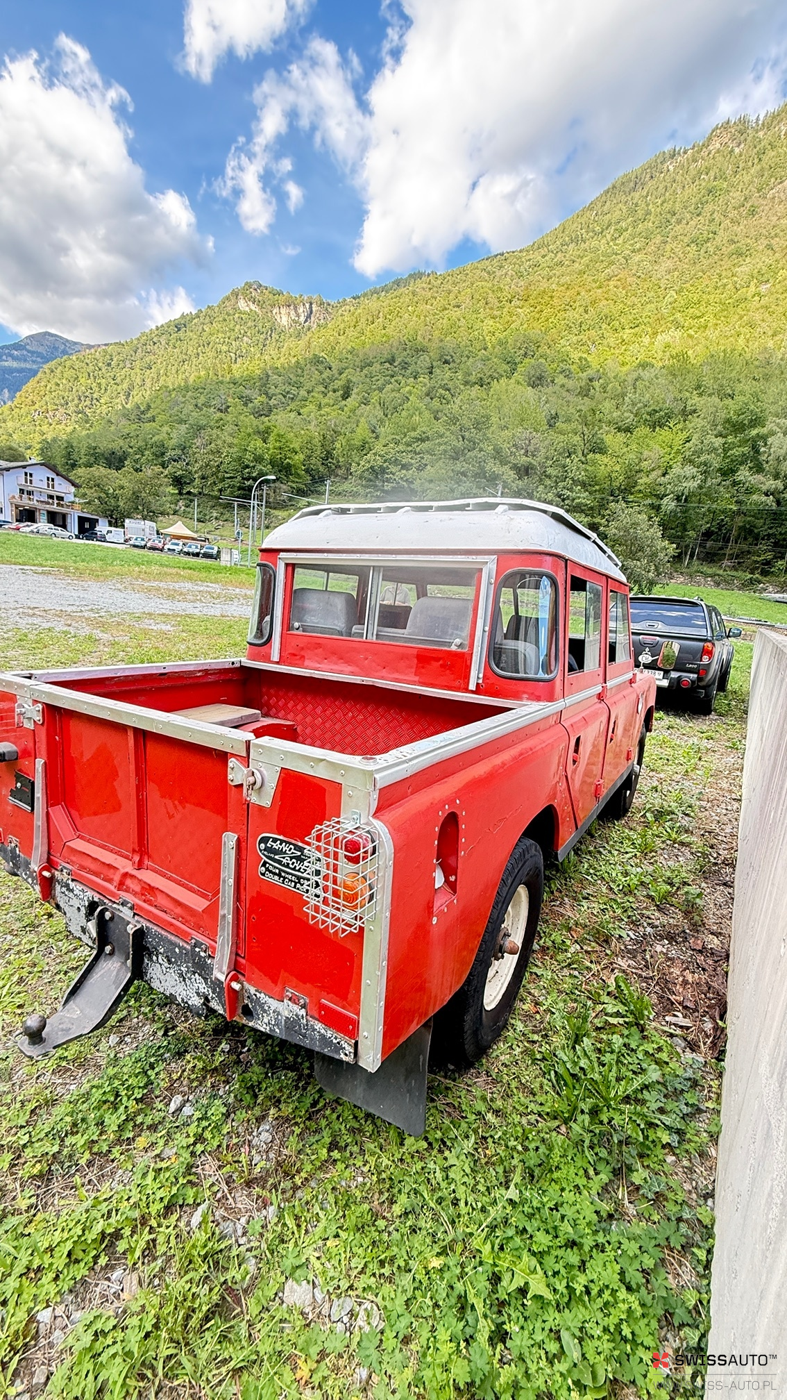 Auction Image