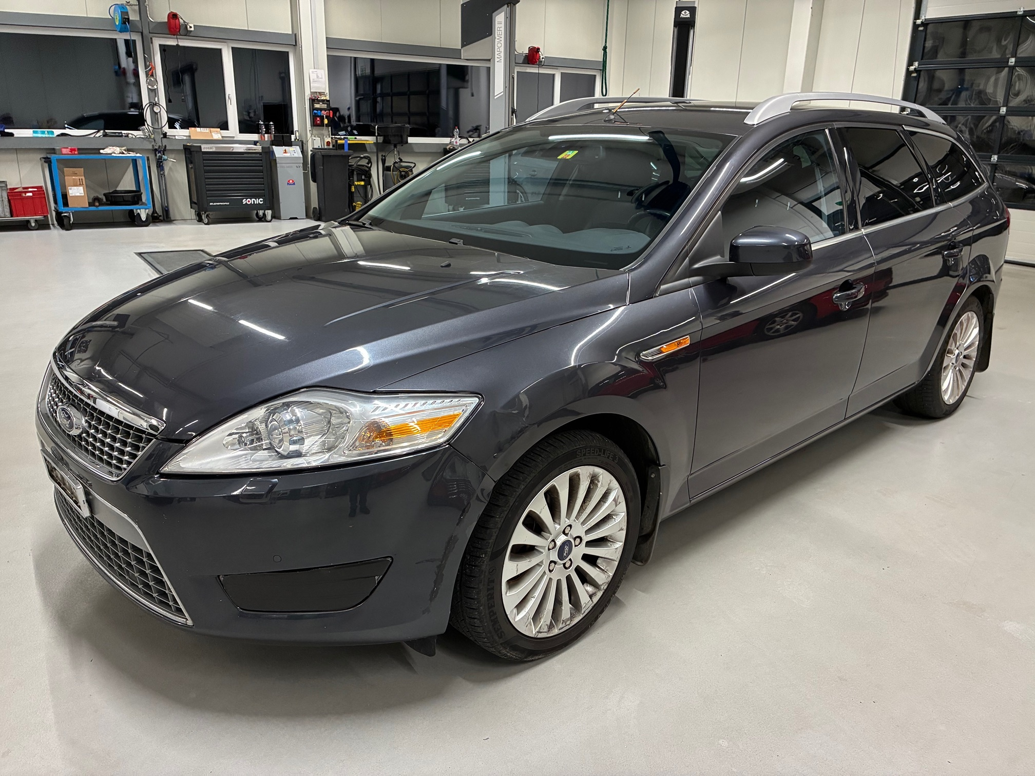 Auction Image