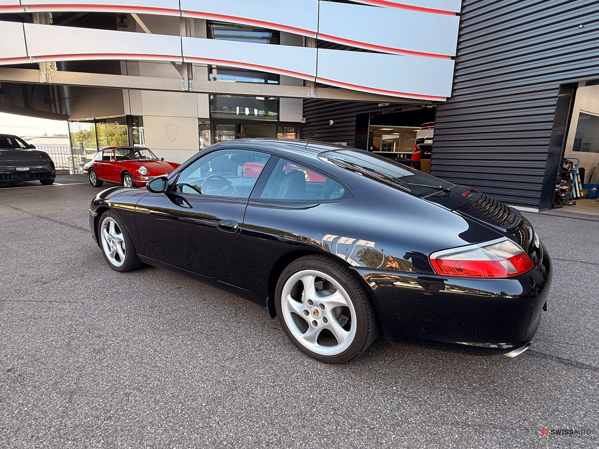 Auction Image